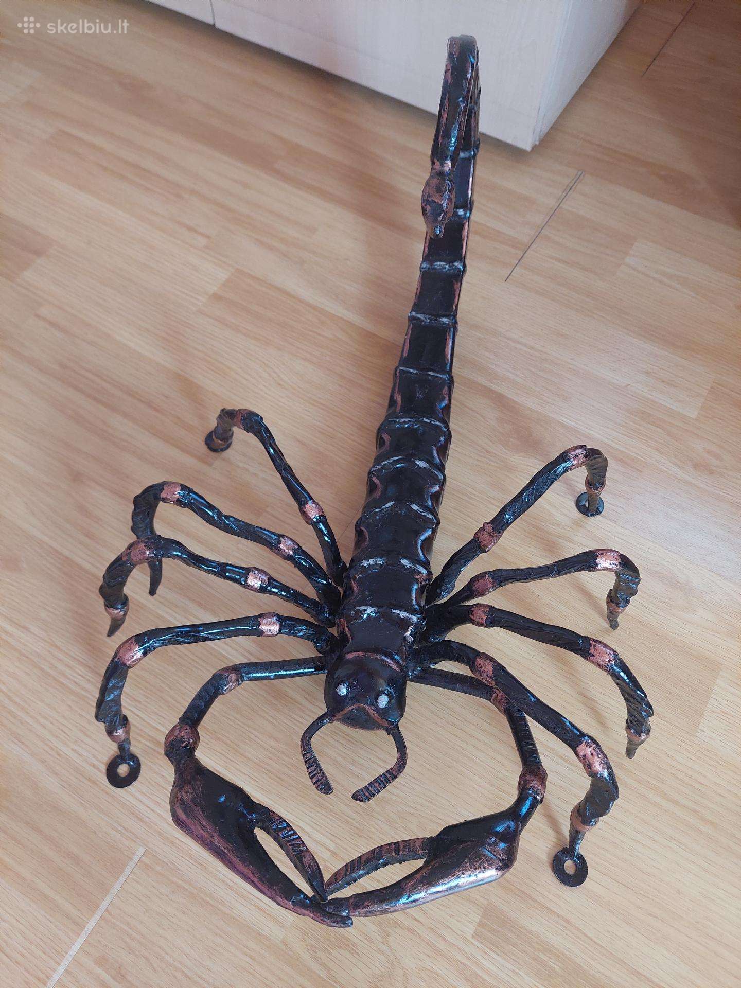 Metalinis skorpijonas
