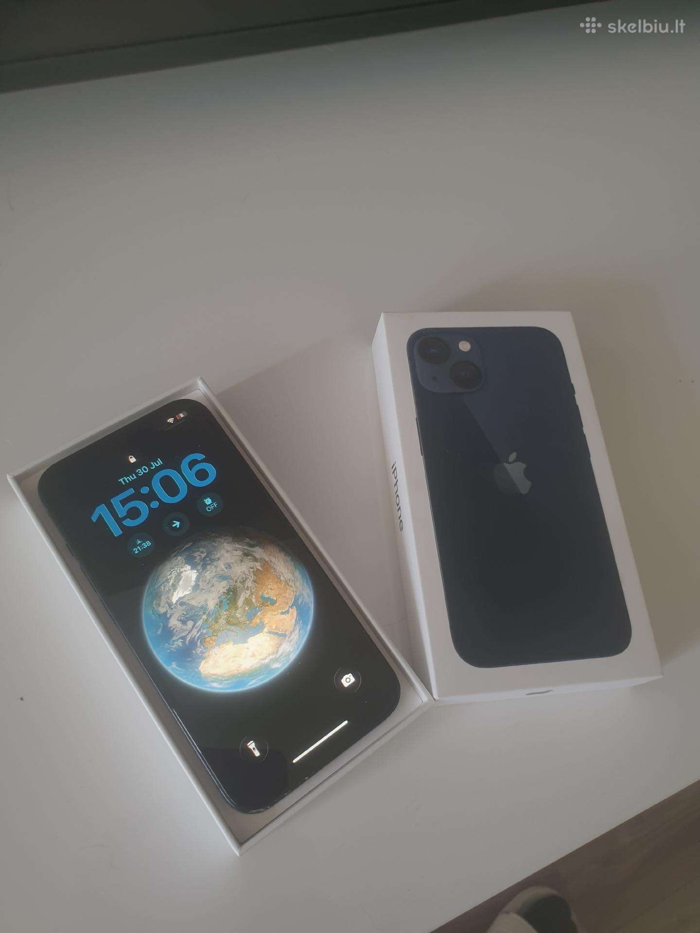 iPhone 13 98%