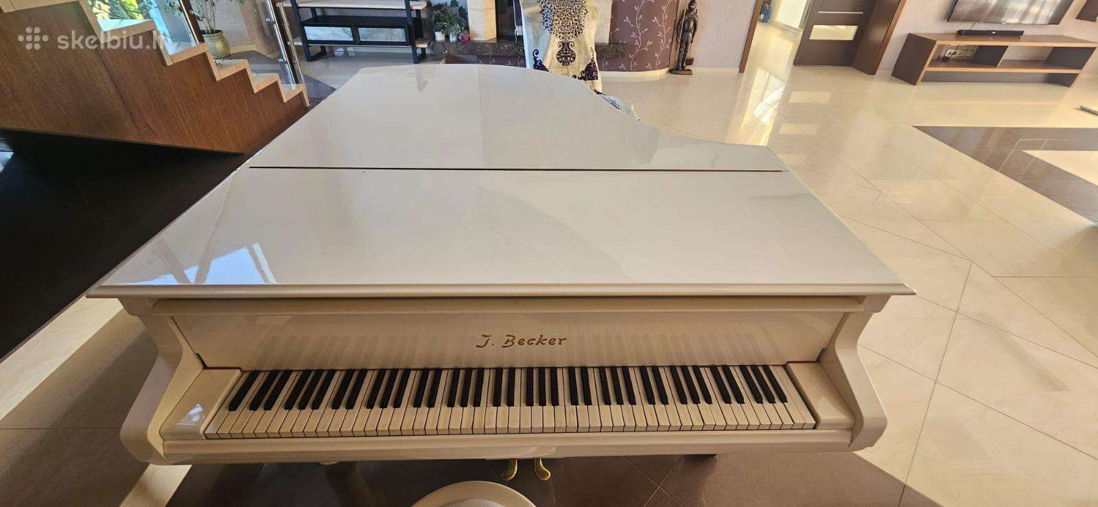 J. Becker piano pianinas antikvarinis