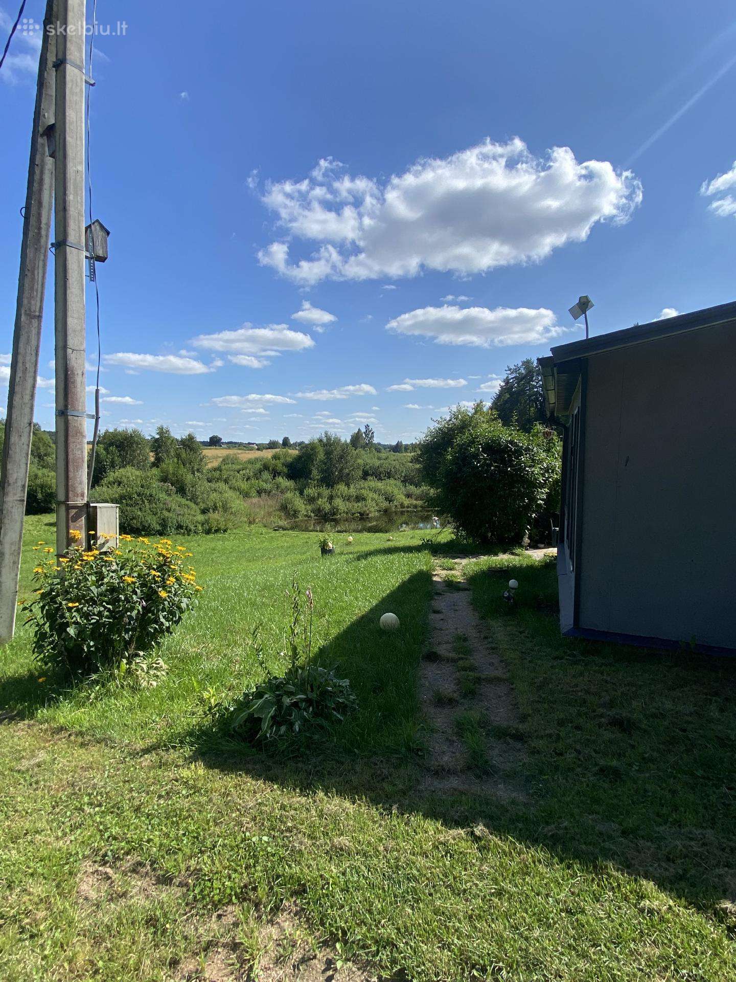 Nuomojamas nedidelis namas Trakų r.