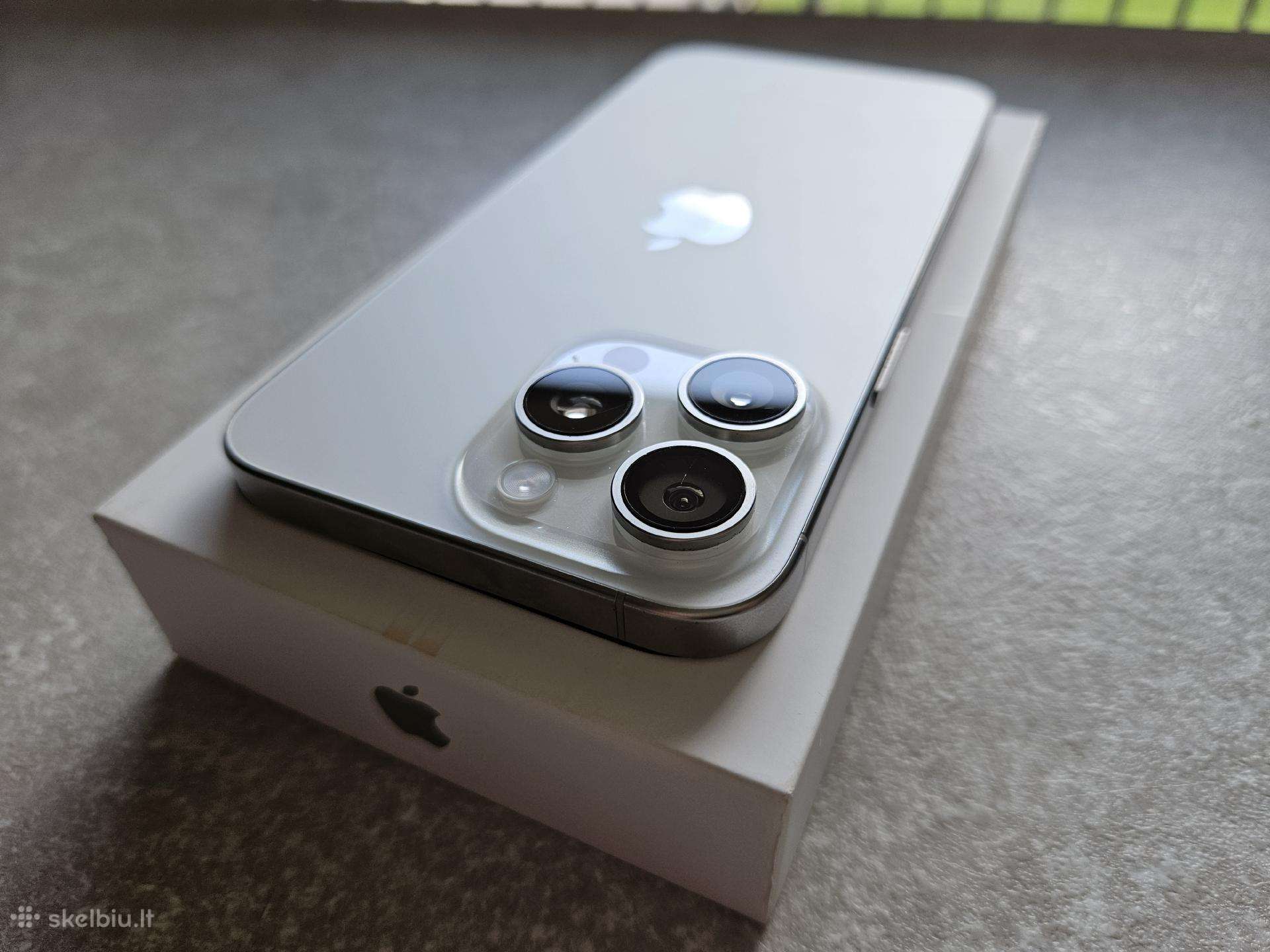 Idealios būklės iPhone 15 Pro Max 256 GB telefonas