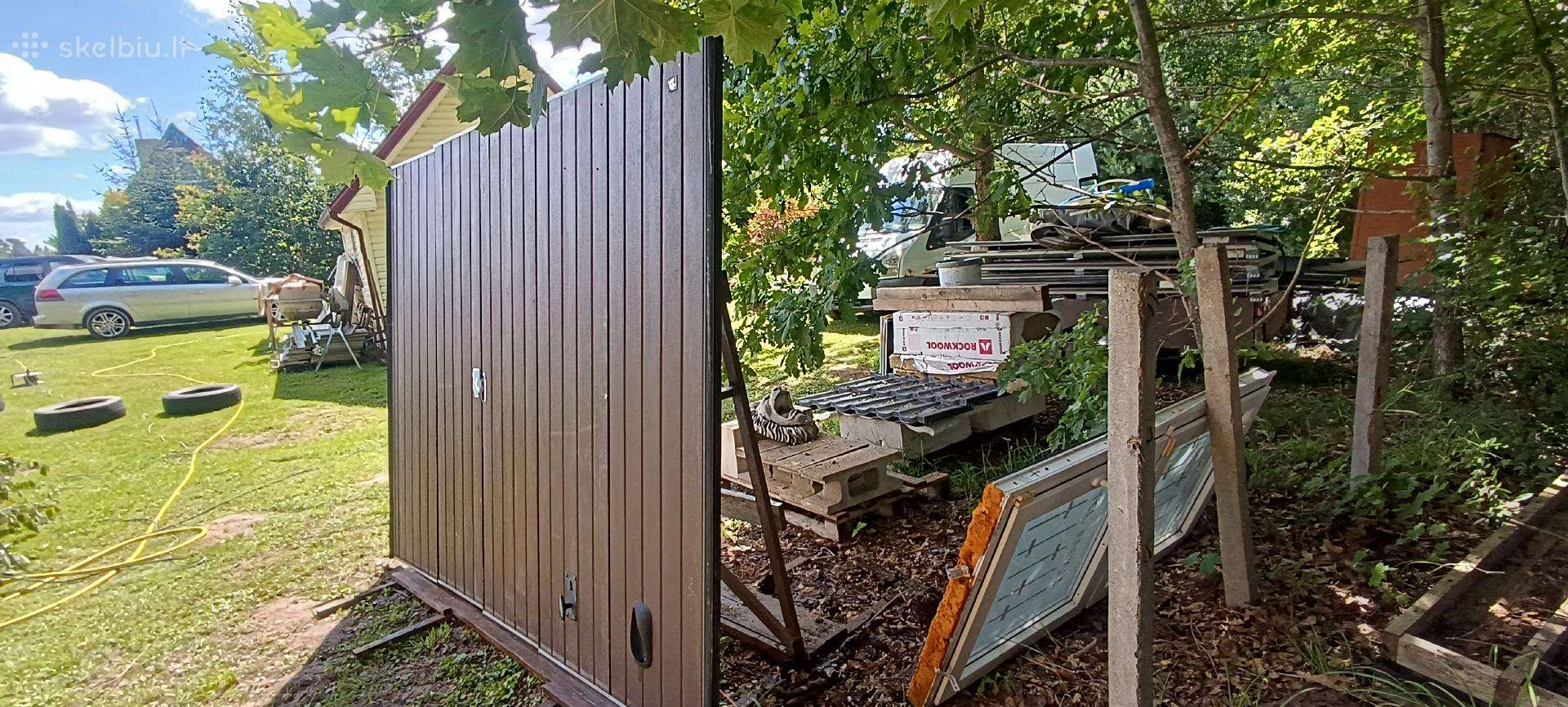 Pakelemi garažo plotis 2m 5 cm aukštis 2.60