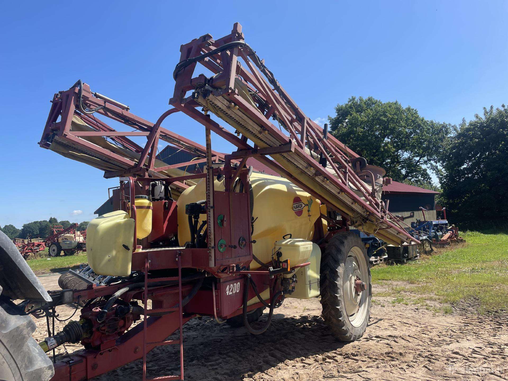 Hardi 4200, purkštuvai