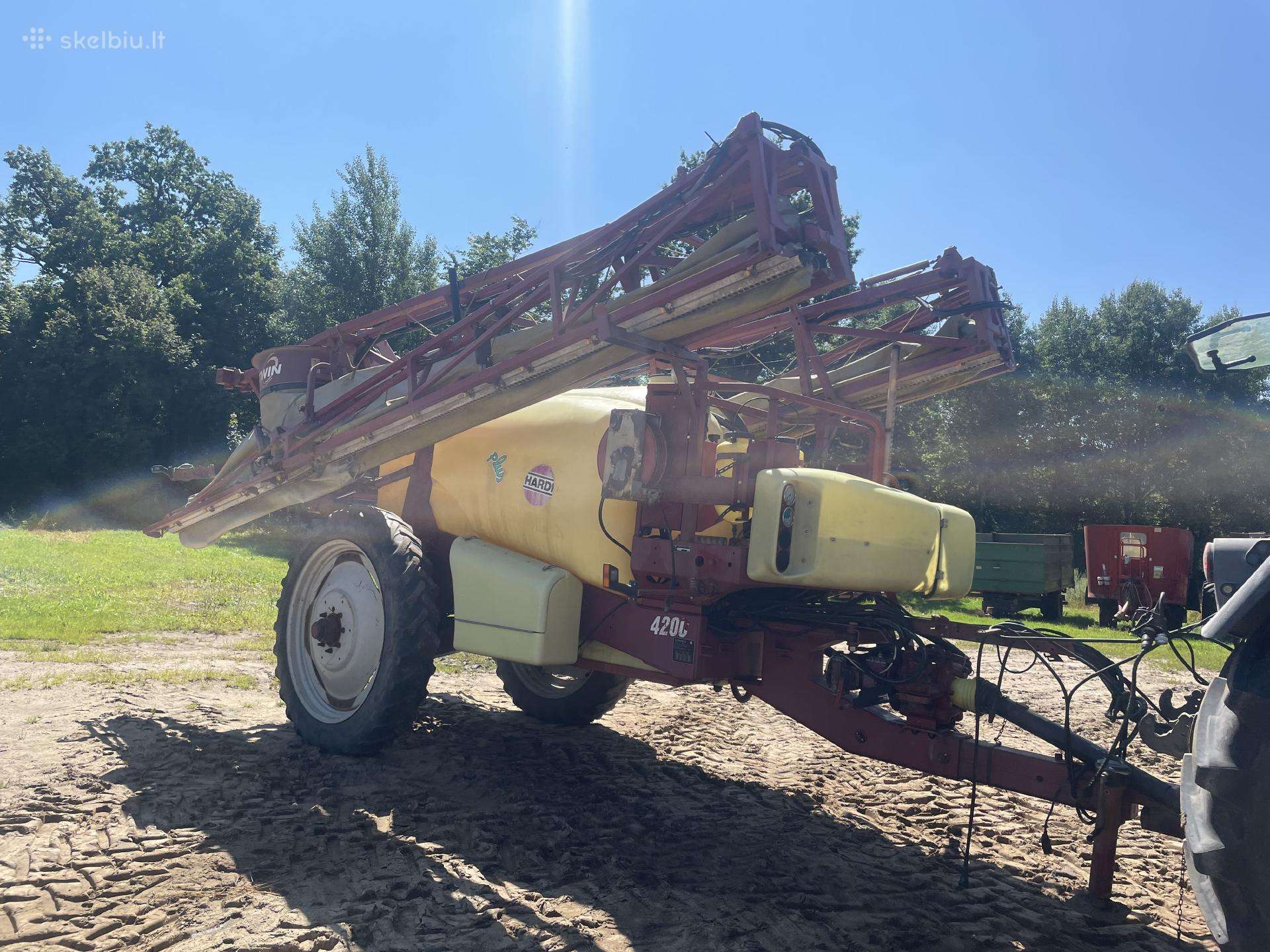 Hardi 4200, purkštuvai