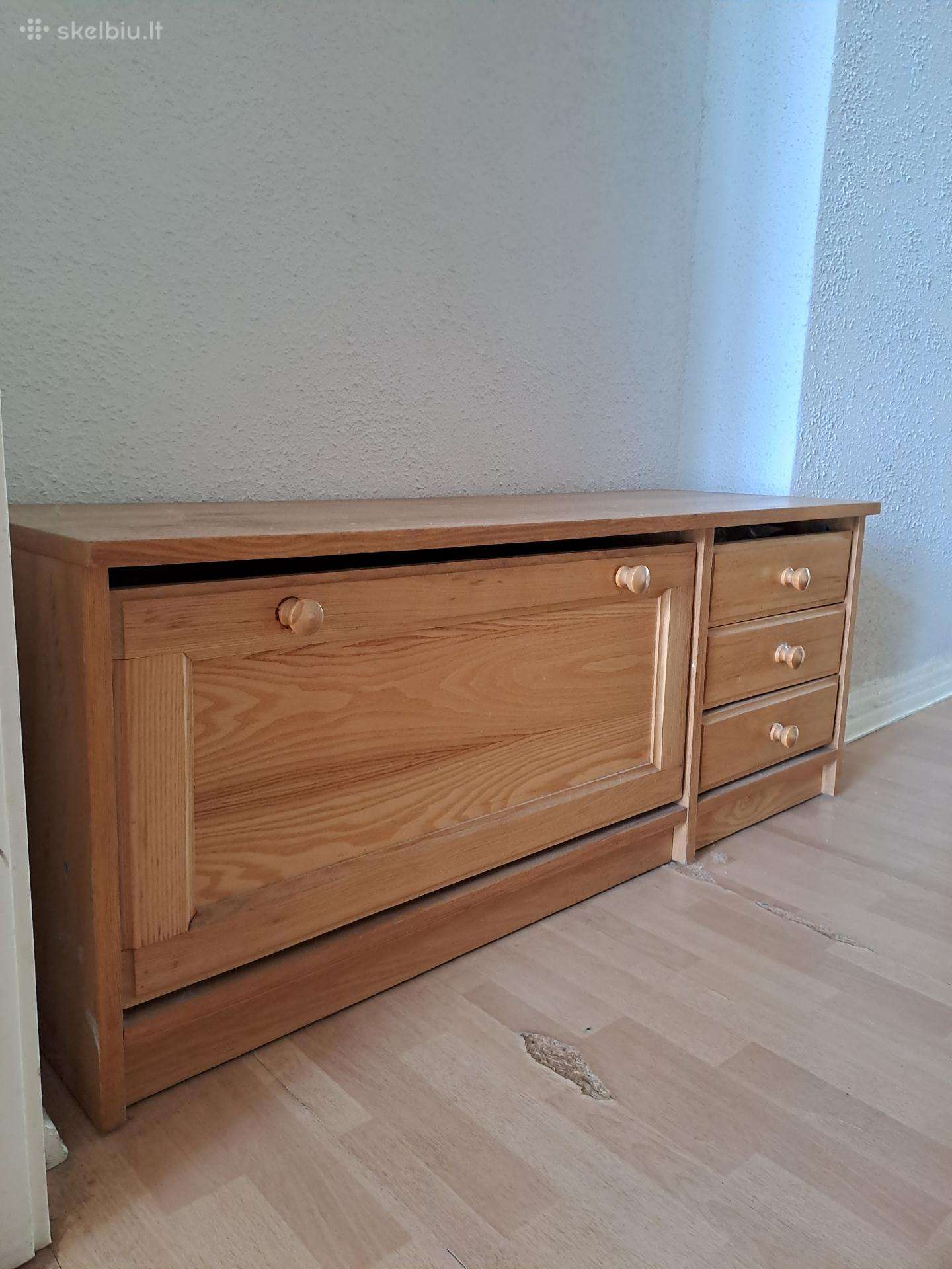 Komoda batu dėžė