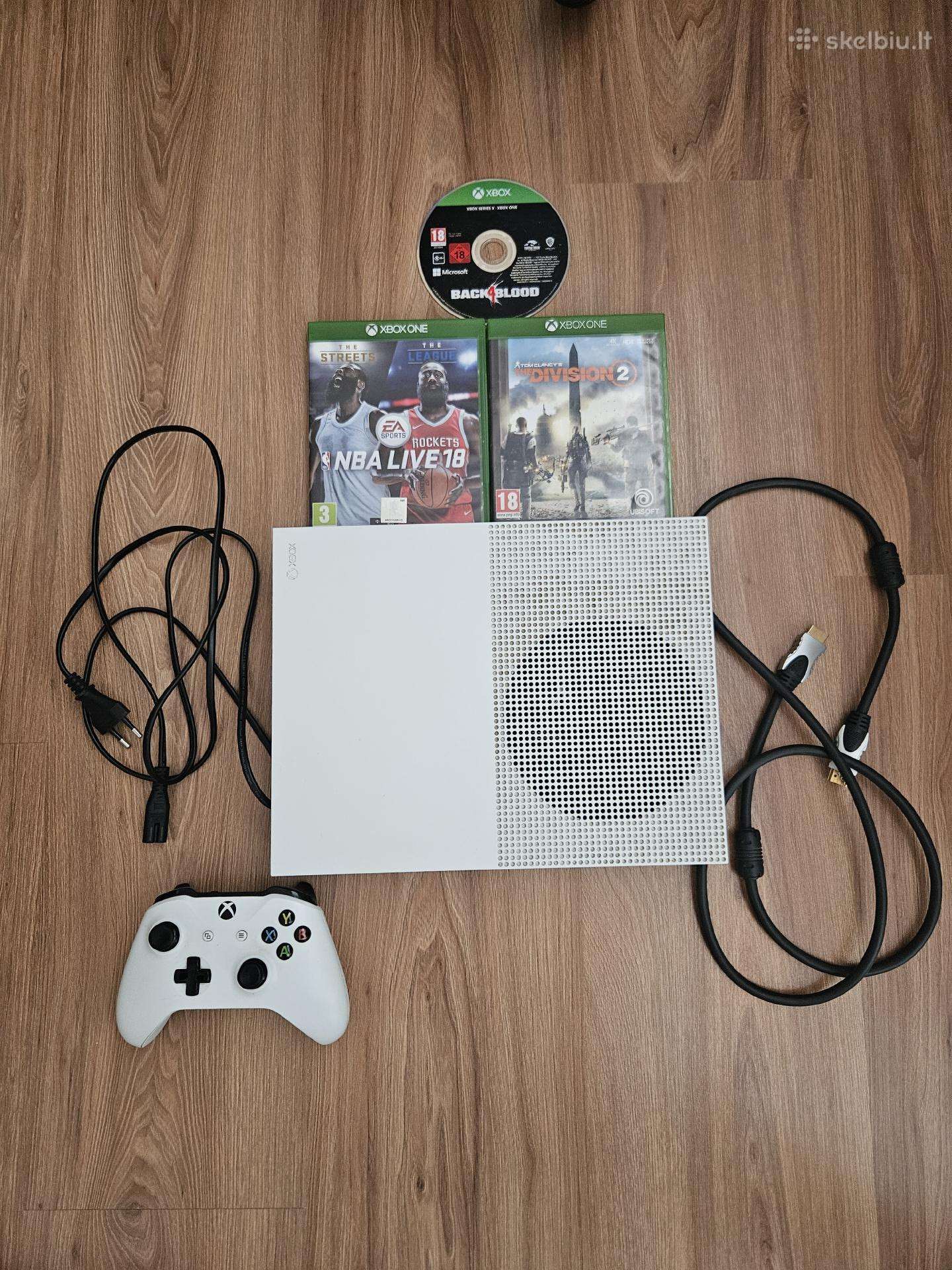 Xbox one s plius priedai