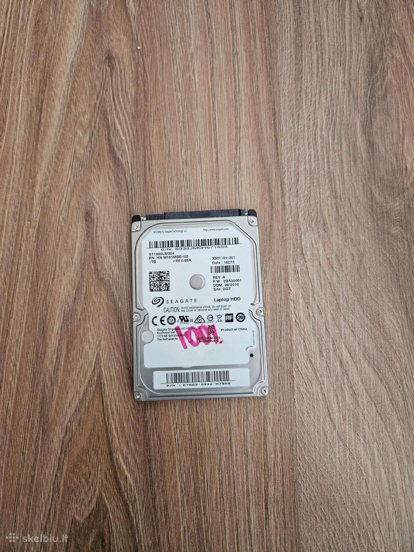 Xbox one x 1tb HDD