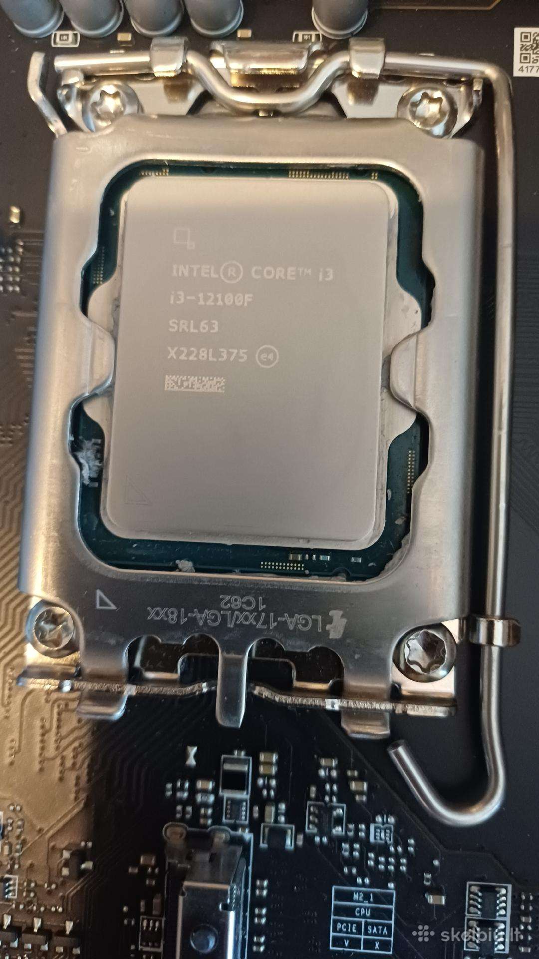 Core i3-12100f naudota