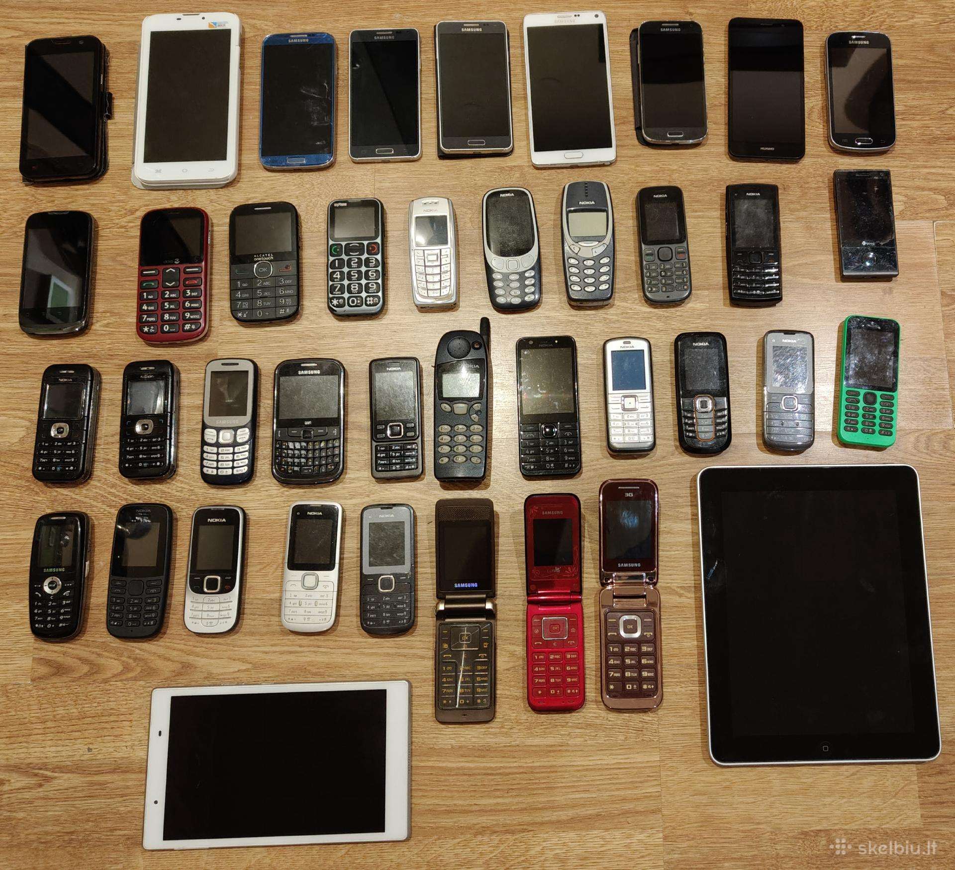 Įvairūs mobilieji telefonai