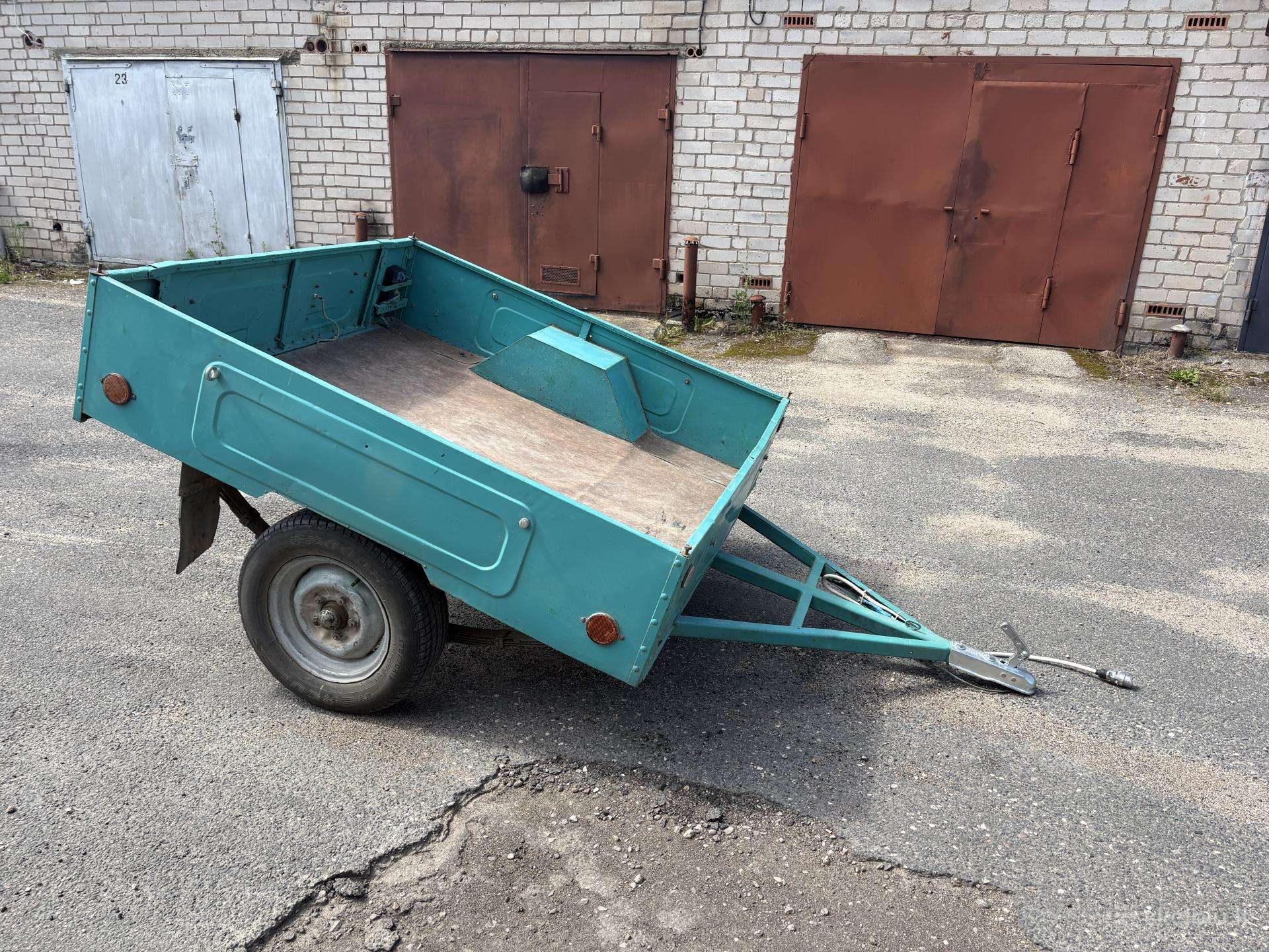 -Kita-, passenger car trailers