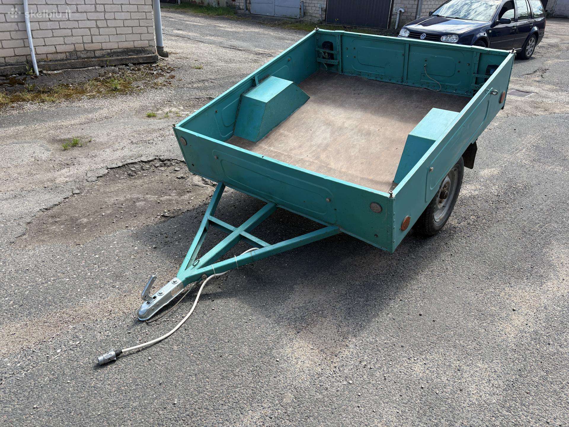 Tvarkinga lengvojo automobilio priekaba