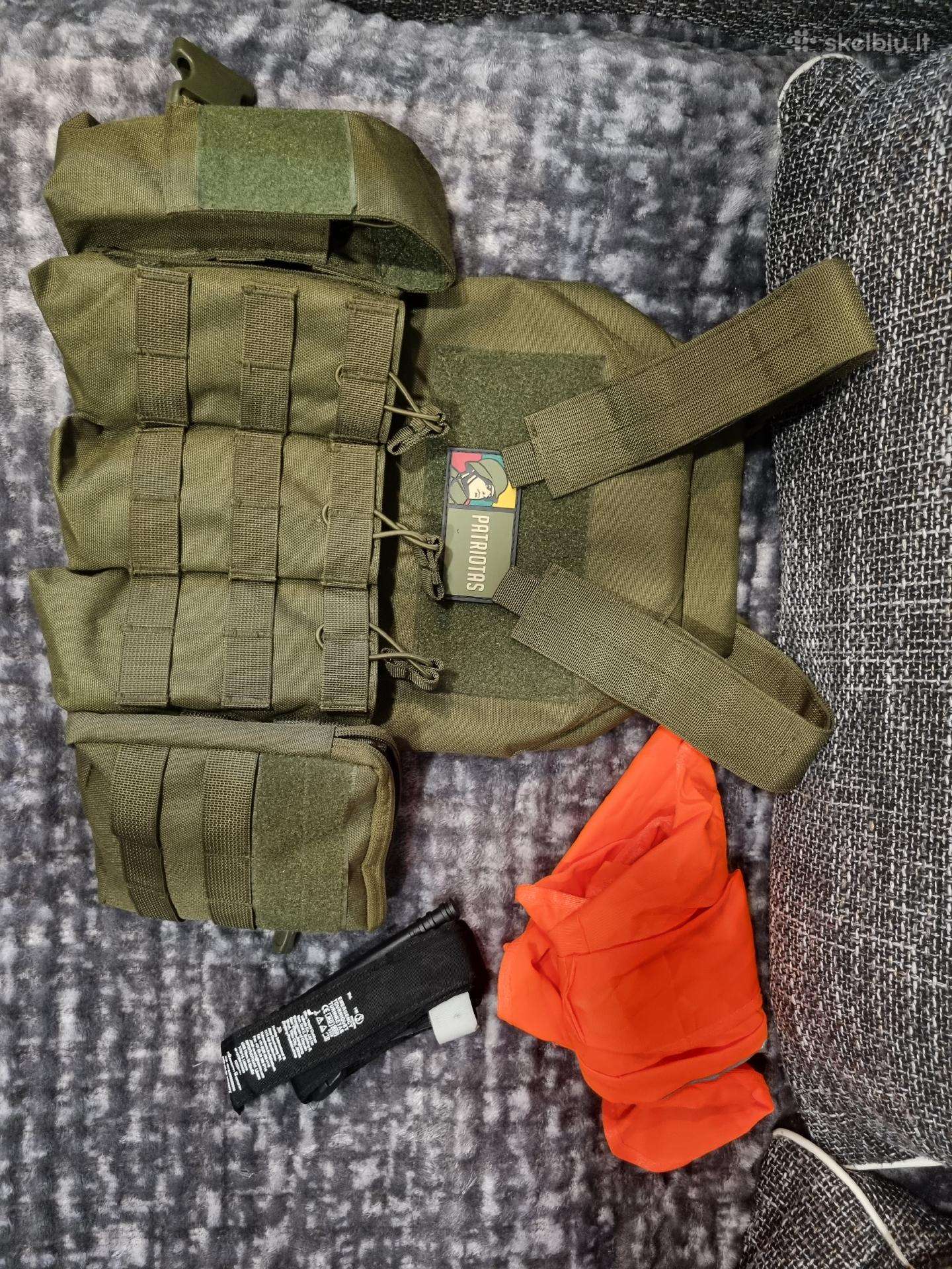 Airsoft karinė liemenė nešyklė