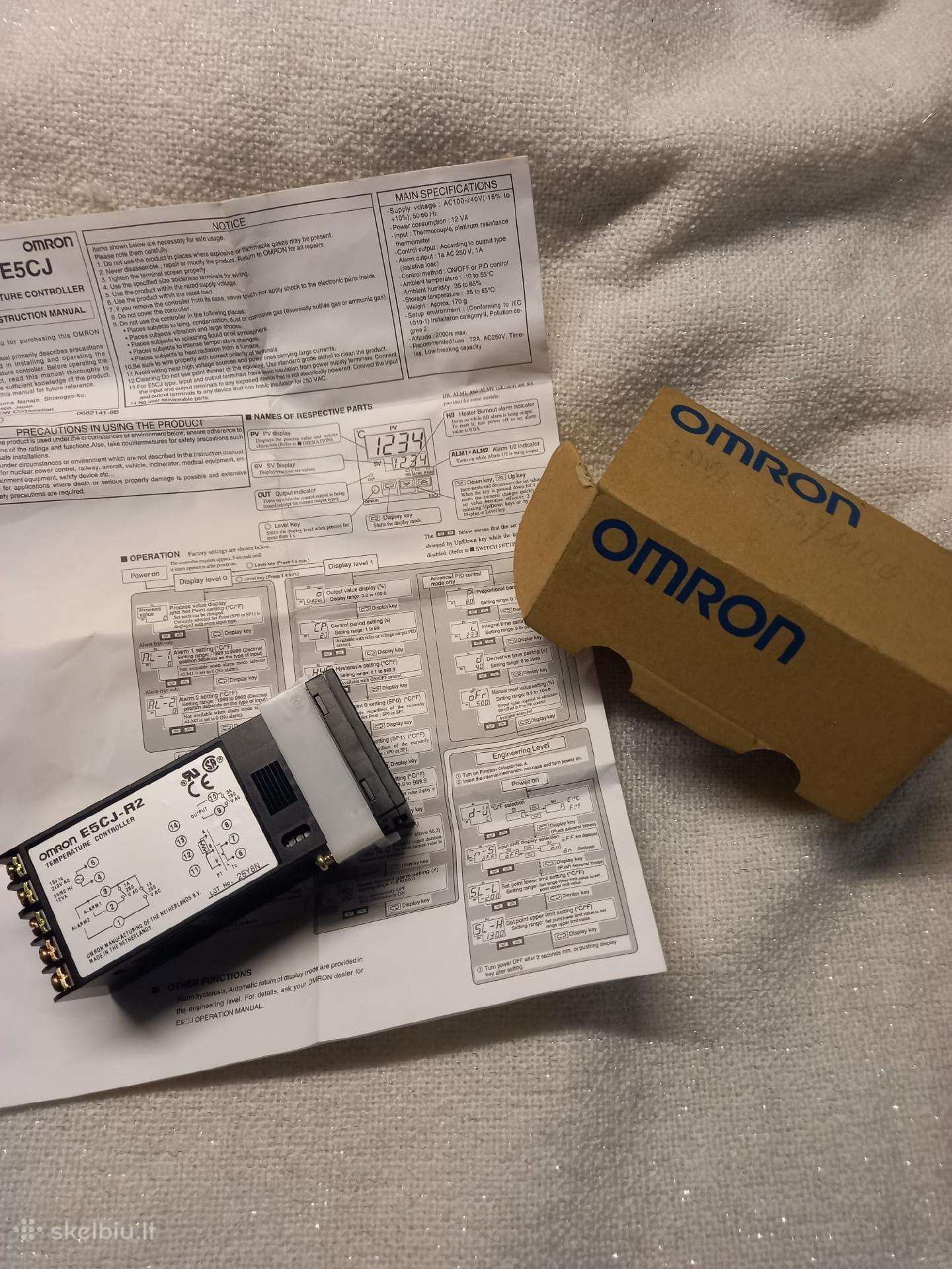 Omron E5cj-r2 reguliatorius