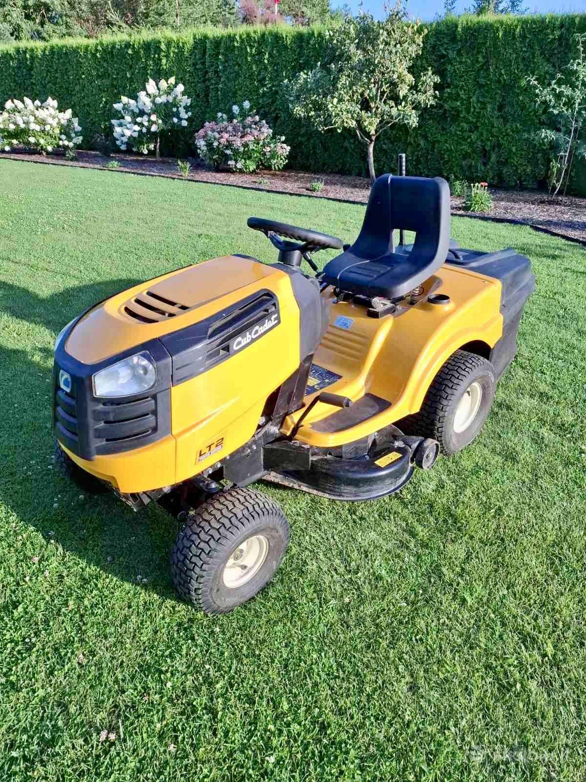 Idealaus stovio traktoriukas Cub Cadet