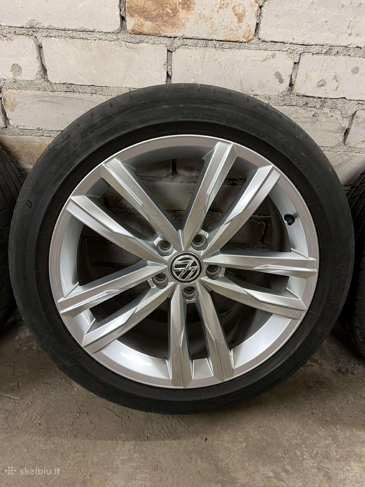 Oem VW Dartford ratlankiai R18 su padangomis