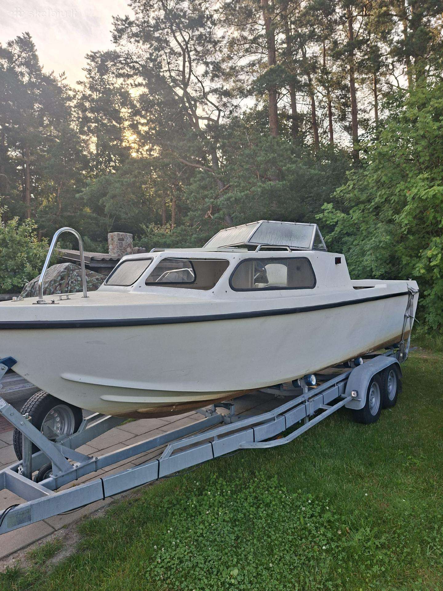 Sea ray Pramoginis, yachts / cruisers