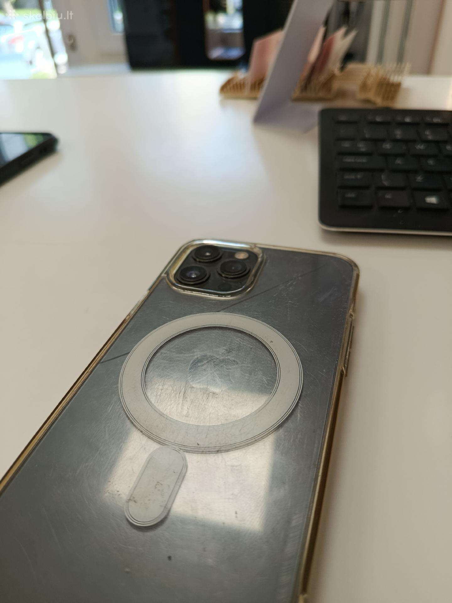iPhone 12 Pro Max