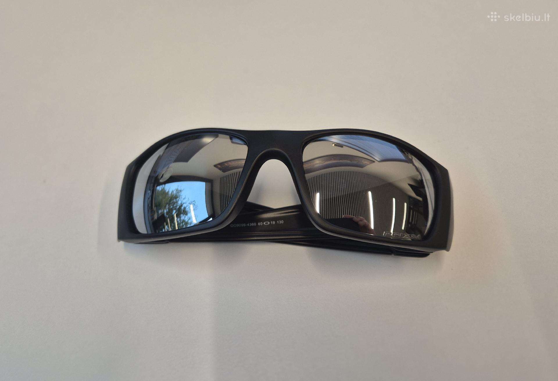 Oakley Fuel Cell saulės akiniai