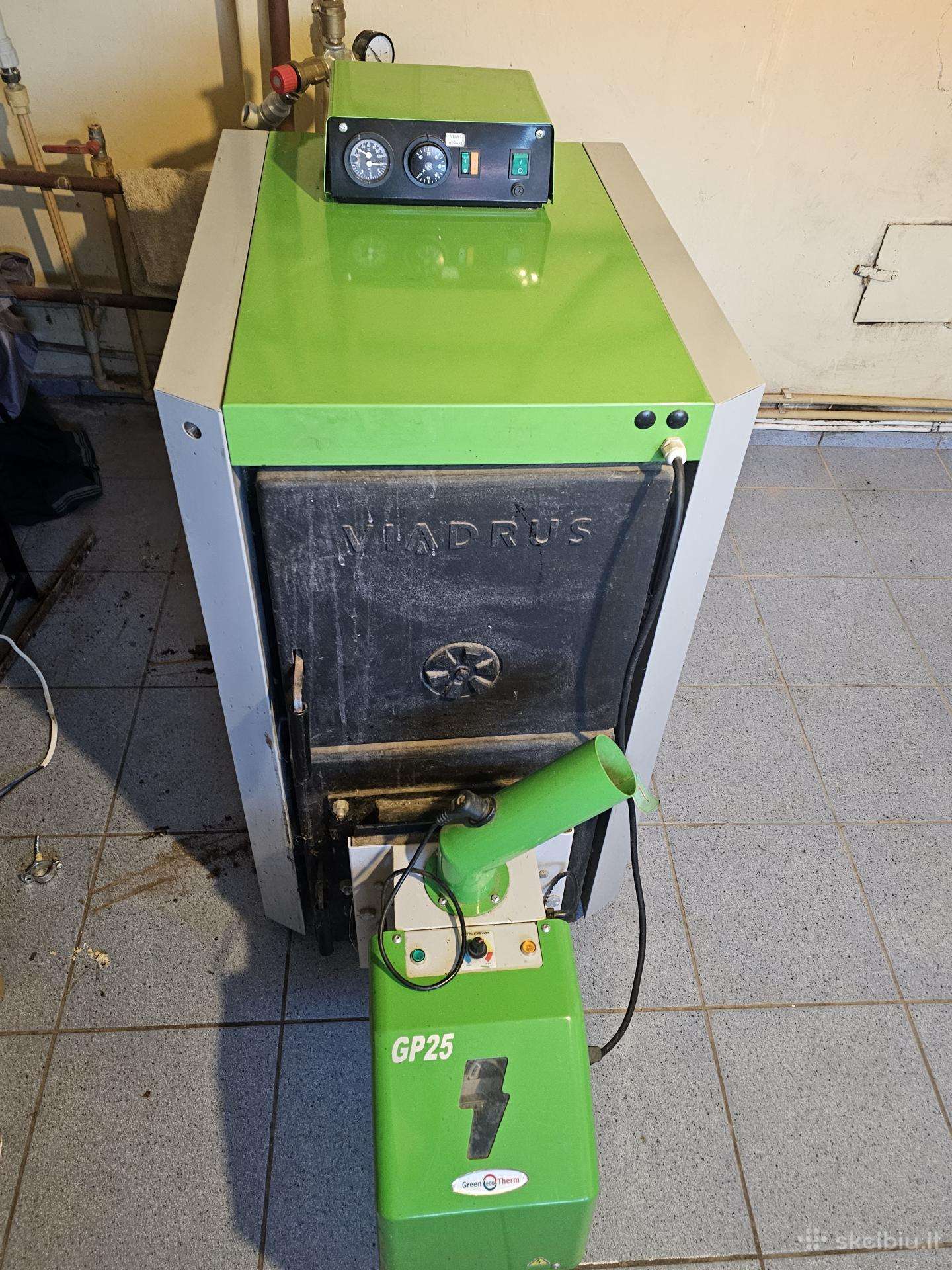 Čekiškas granulinis katilas Viadrus su Erato 25kw