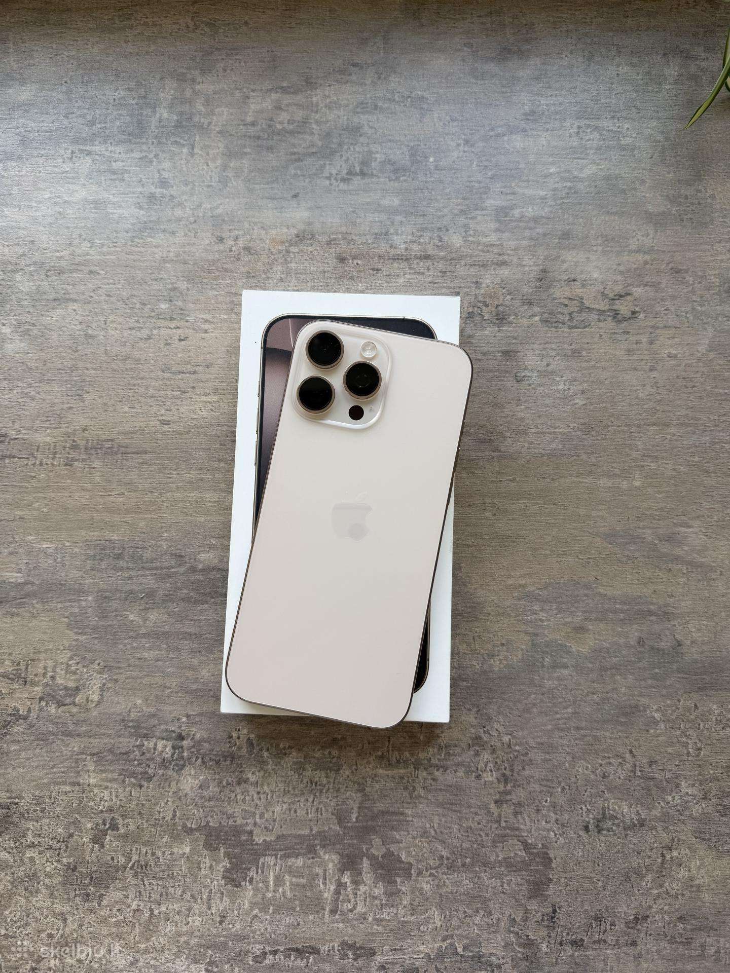 Apple iPhone 16 pro Max draudimo pakeistas