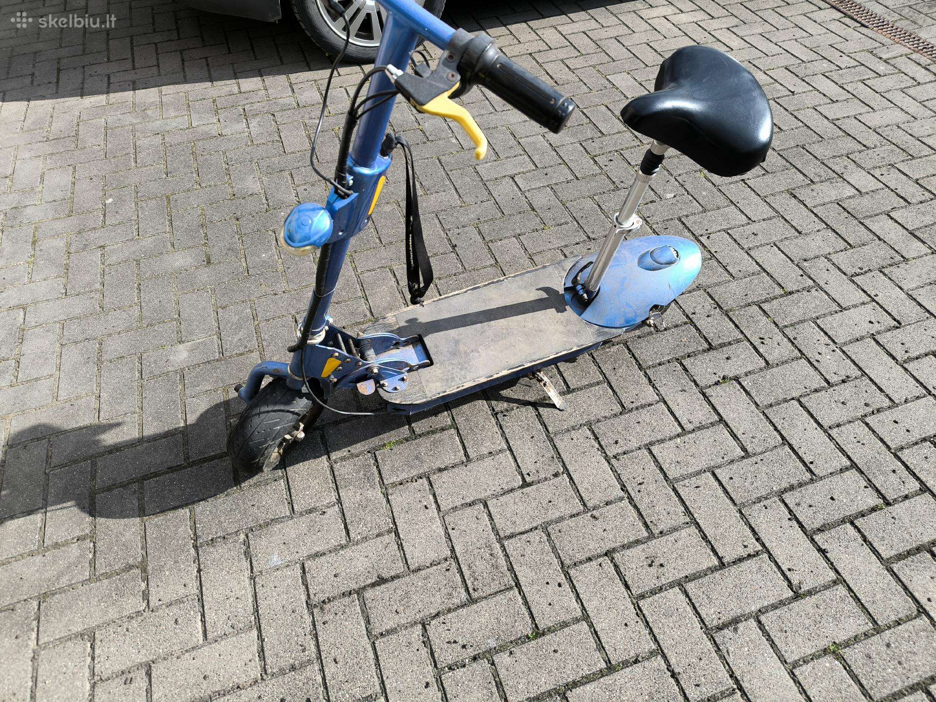 Paspirtukas su sedyne
