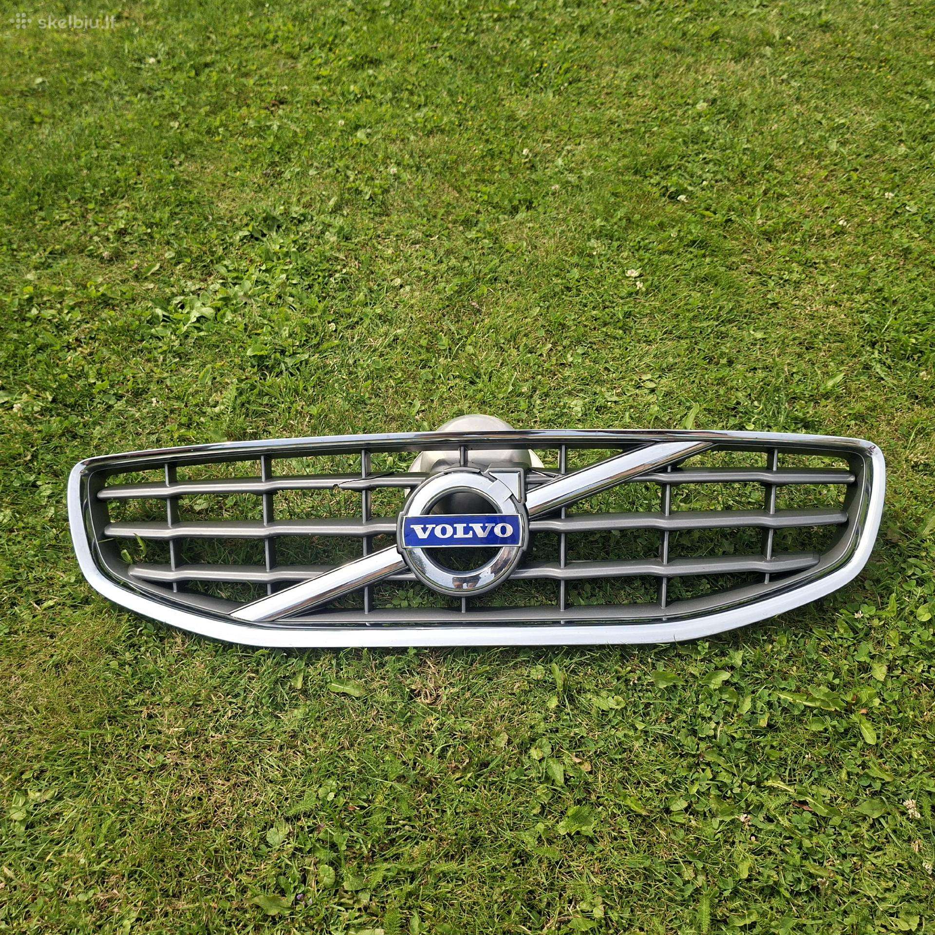 Volvo V60 2011m grotelės