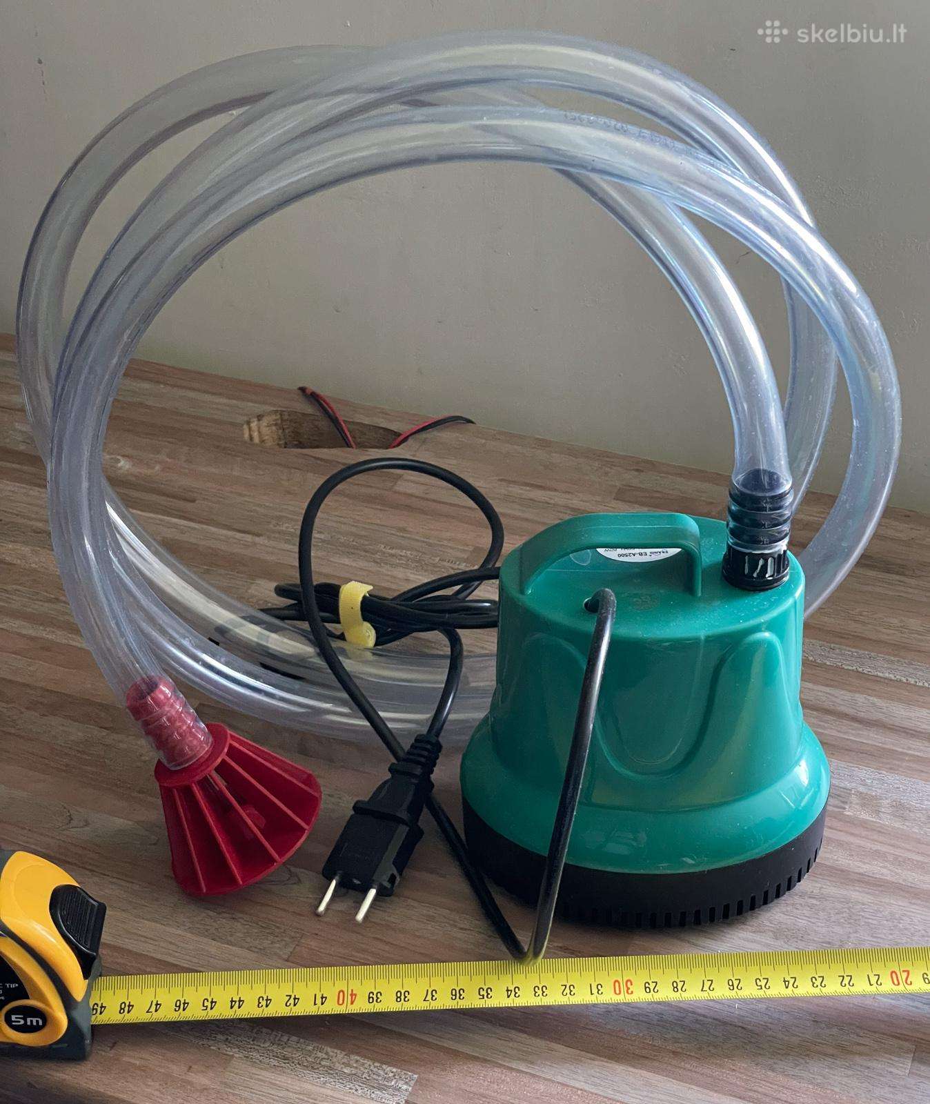 Vandens siurbliai 60 W ir 18 w