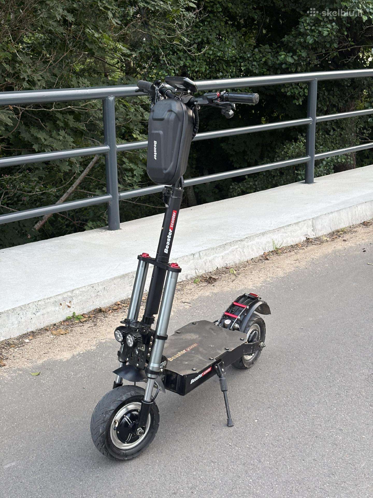Electric scooter Beaster Scooter