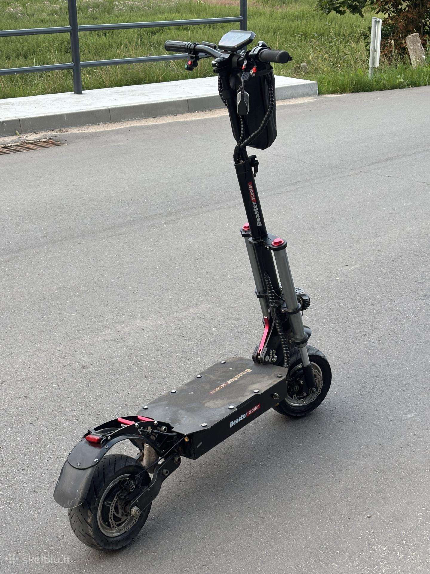 Electric scooter Beaster Scooter