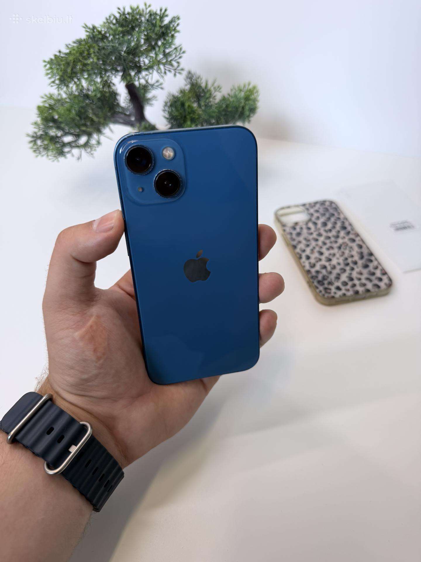 iPhone 13 128 - 100% baterija