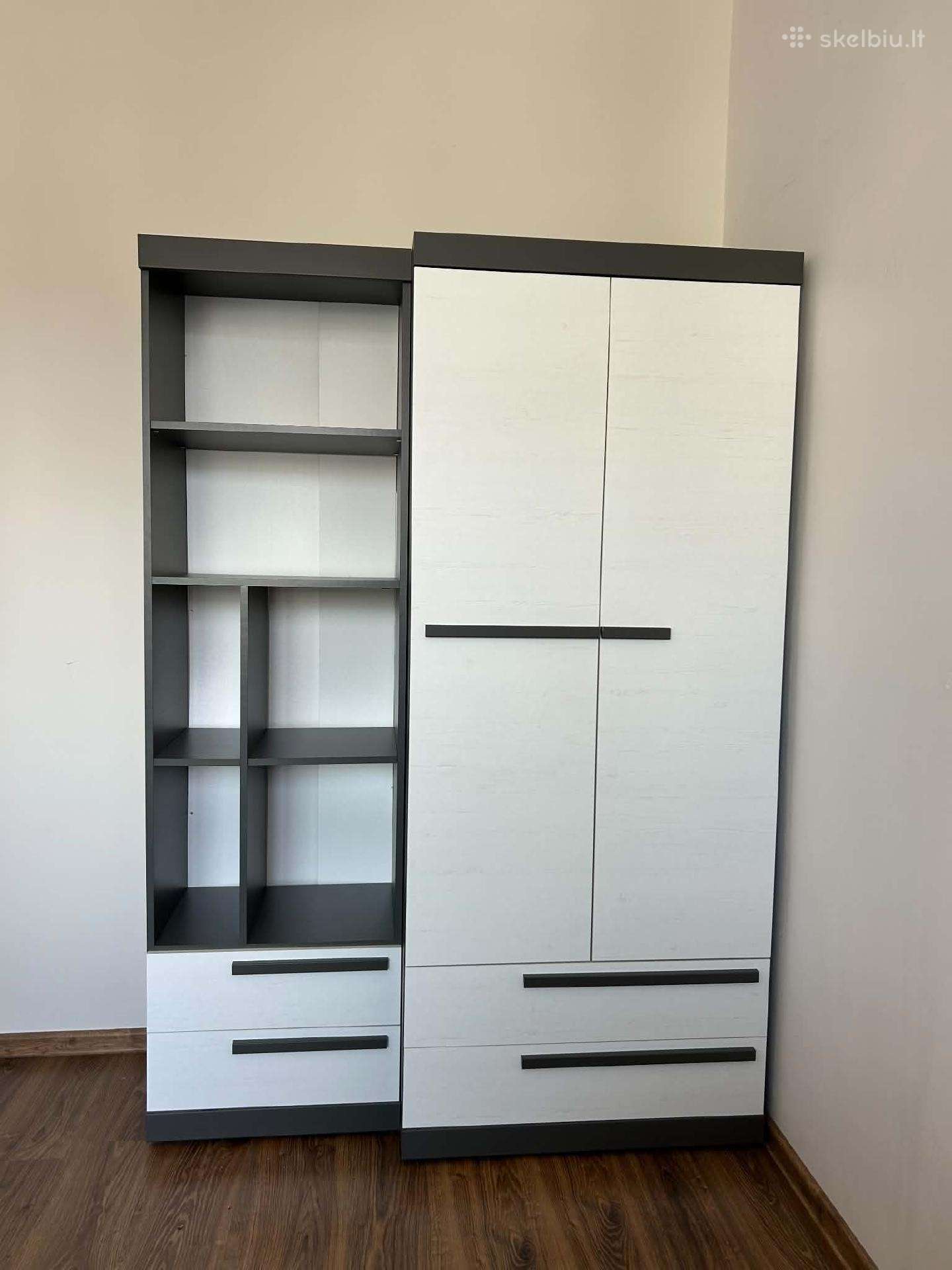 Jaunuolio baldu komplektas