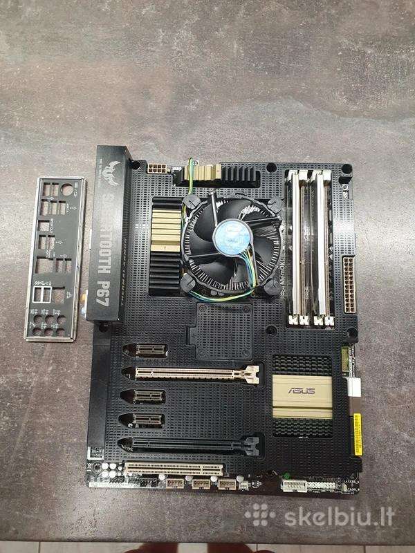 Asus Sabertooth P67 + i5 2500 + 8gb RAM