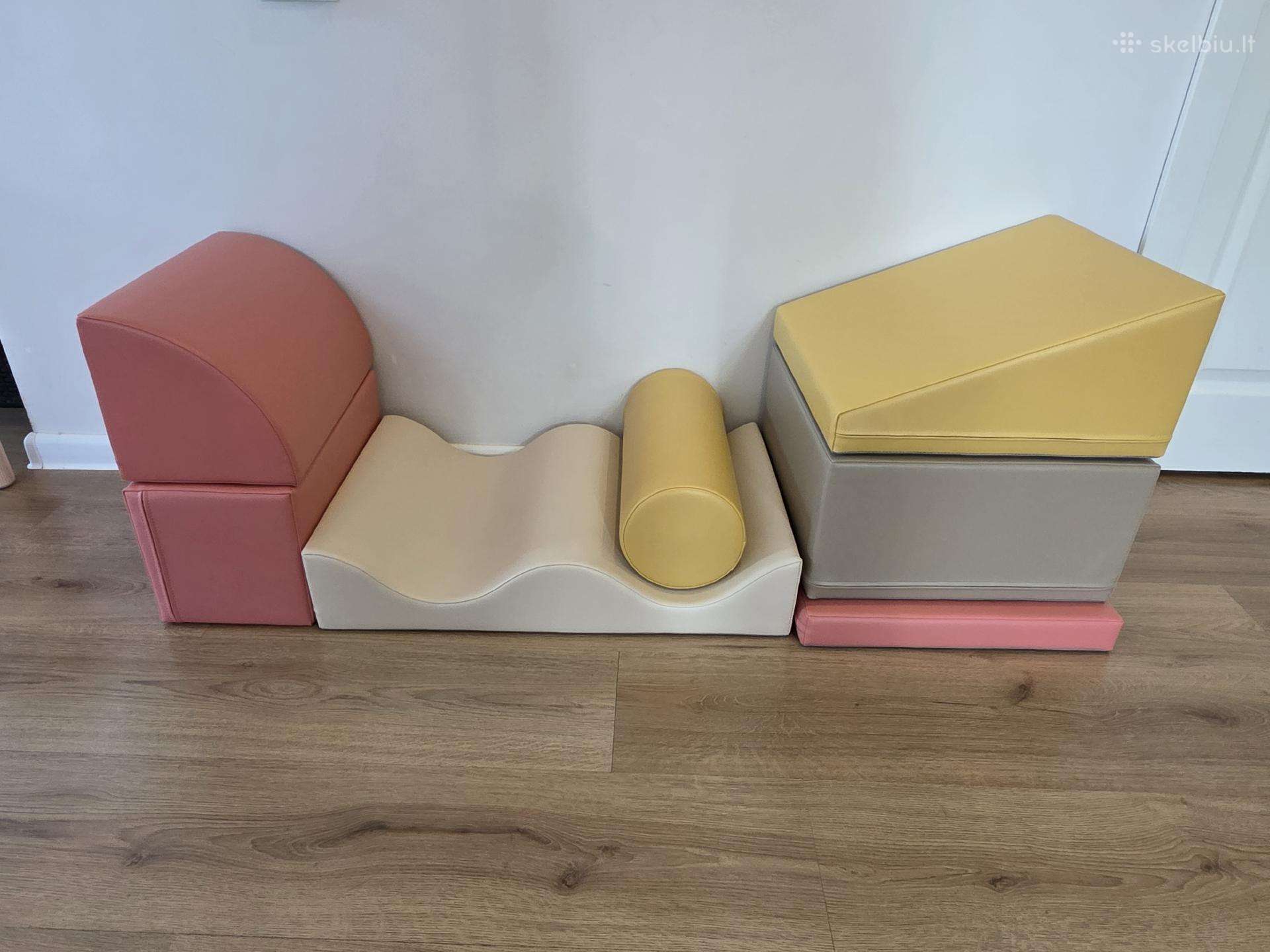 Minkštų kaladėlių komplektas "Sukutis"