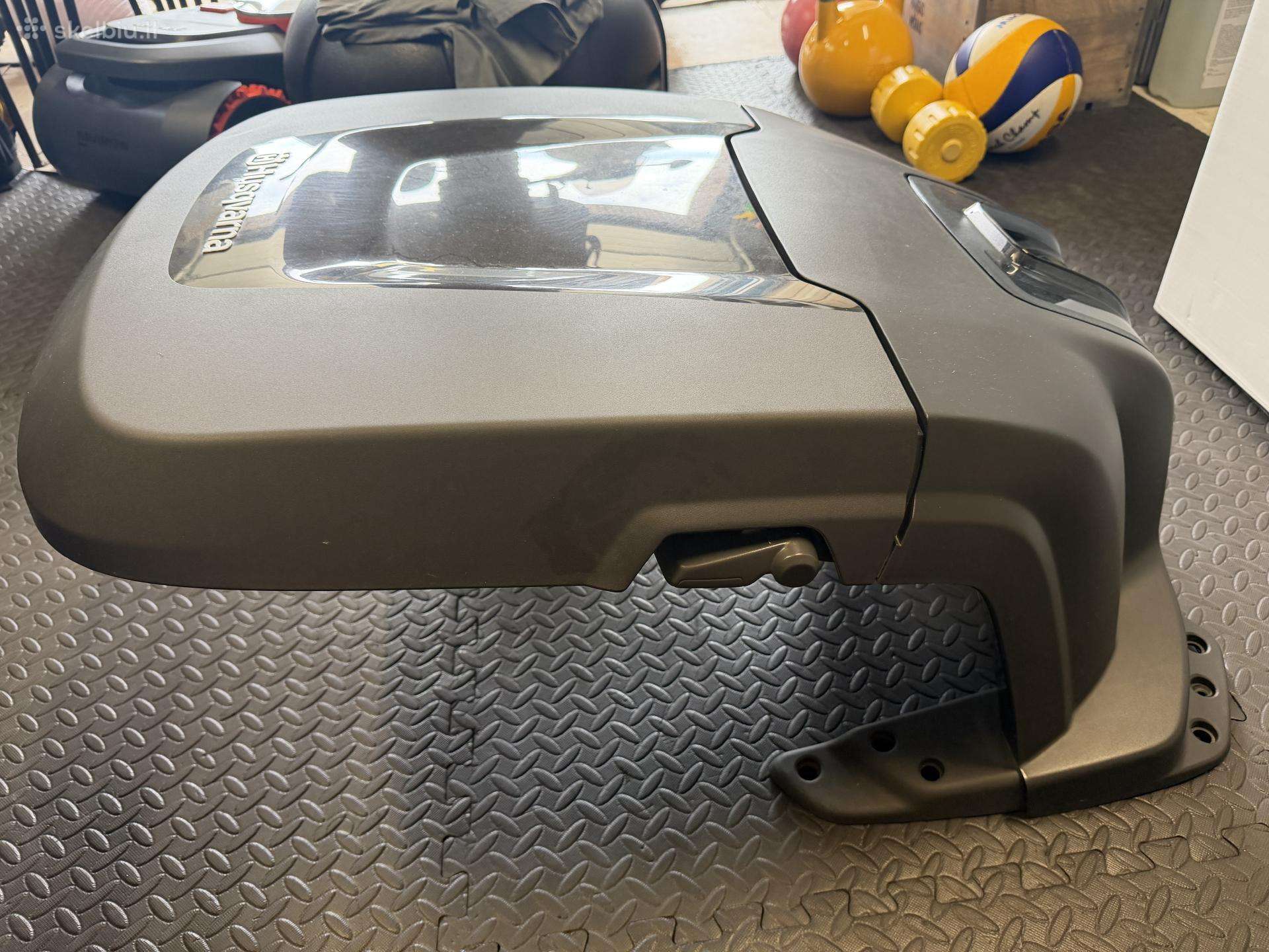 Husqvarna Automower House P15“ stogelis