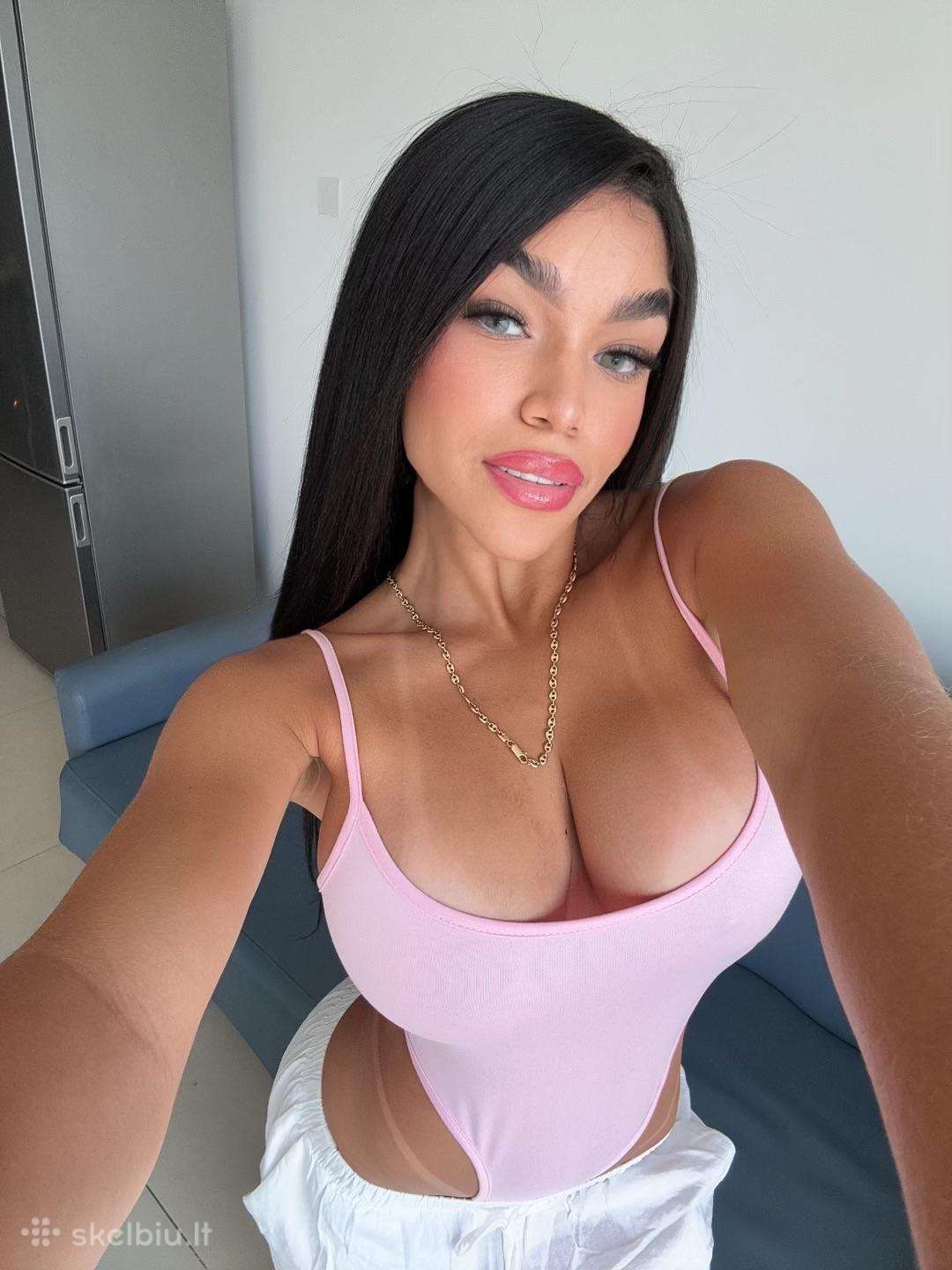 Hot and sexy Latina girl