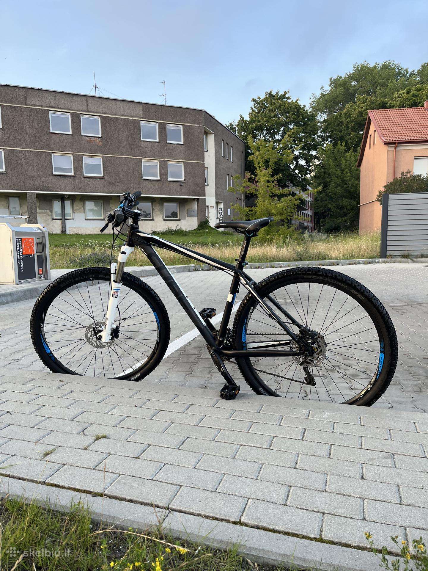 Mountain bike Cube 29″
