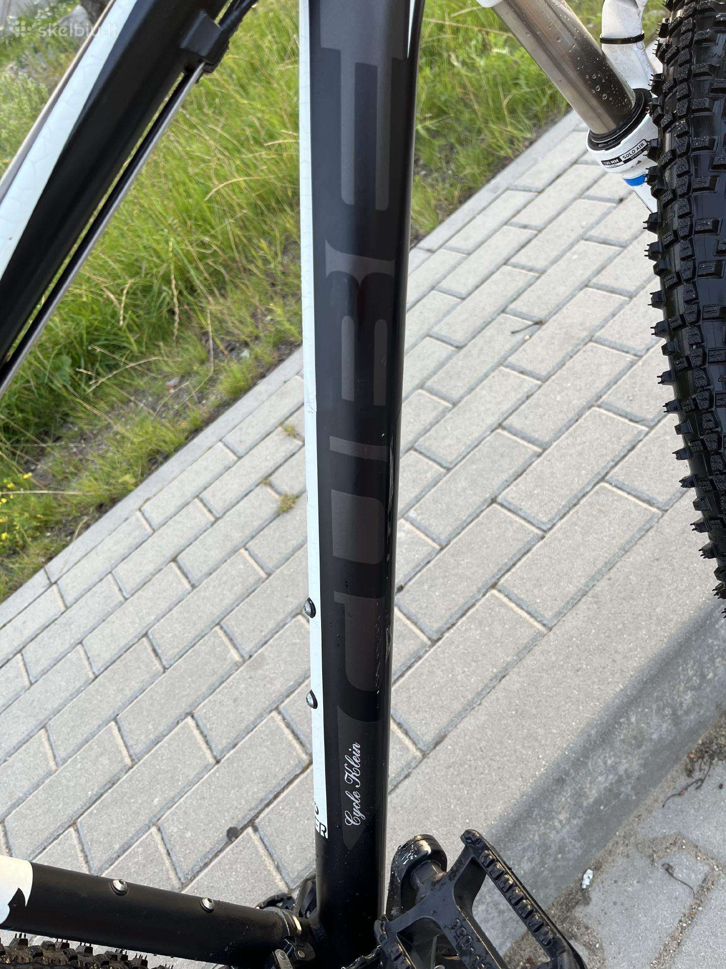 Mountain bike Cube 29″