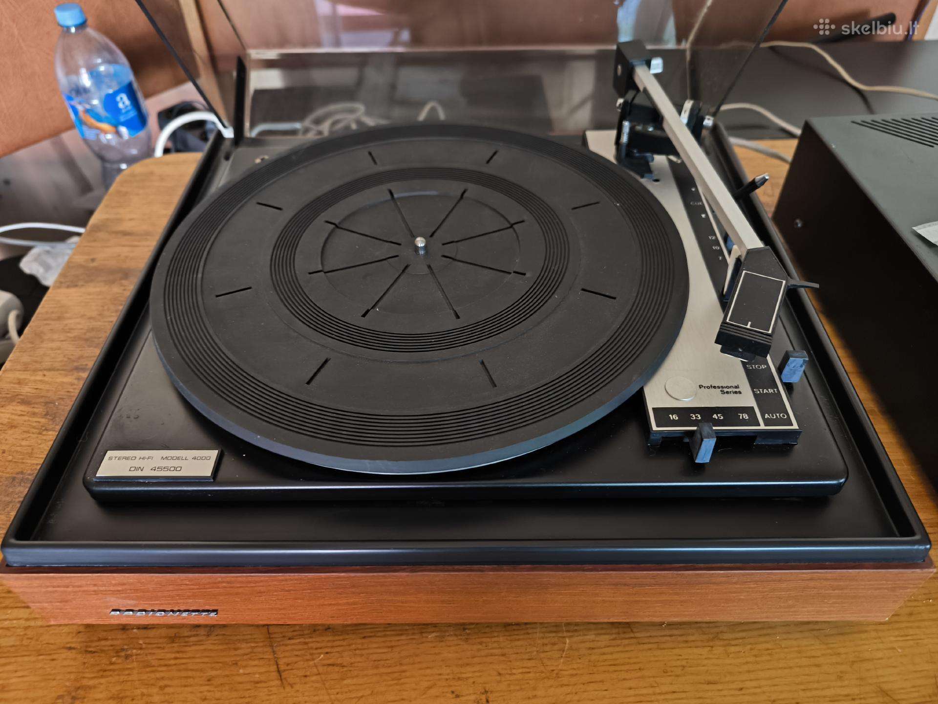 Radionette model4000 plokštelių grotuvas