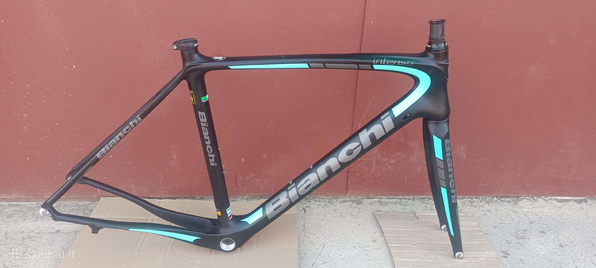 Bianchi Intenso carbon rėmas 53cm dydžio.