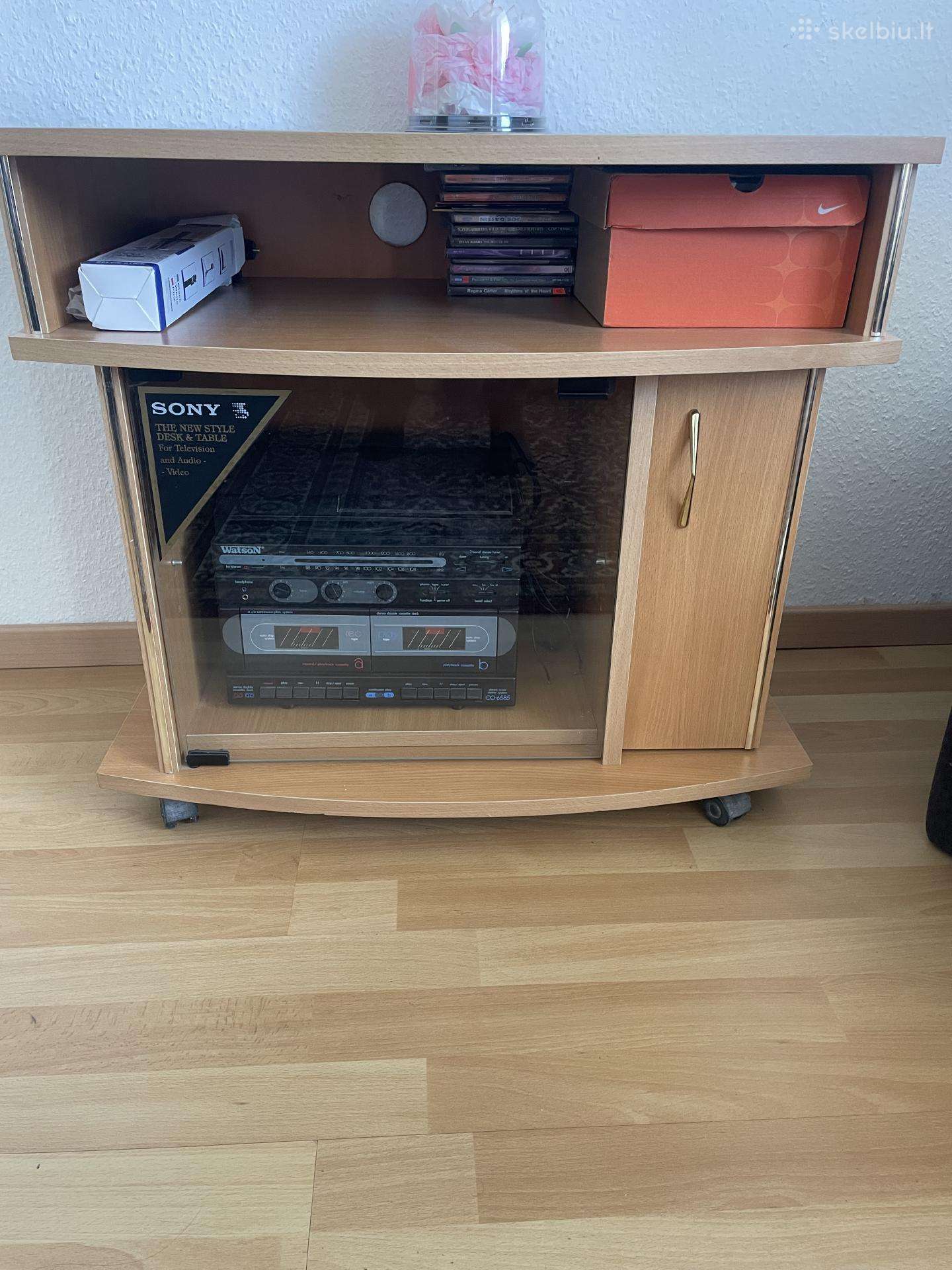 TV staliukas
