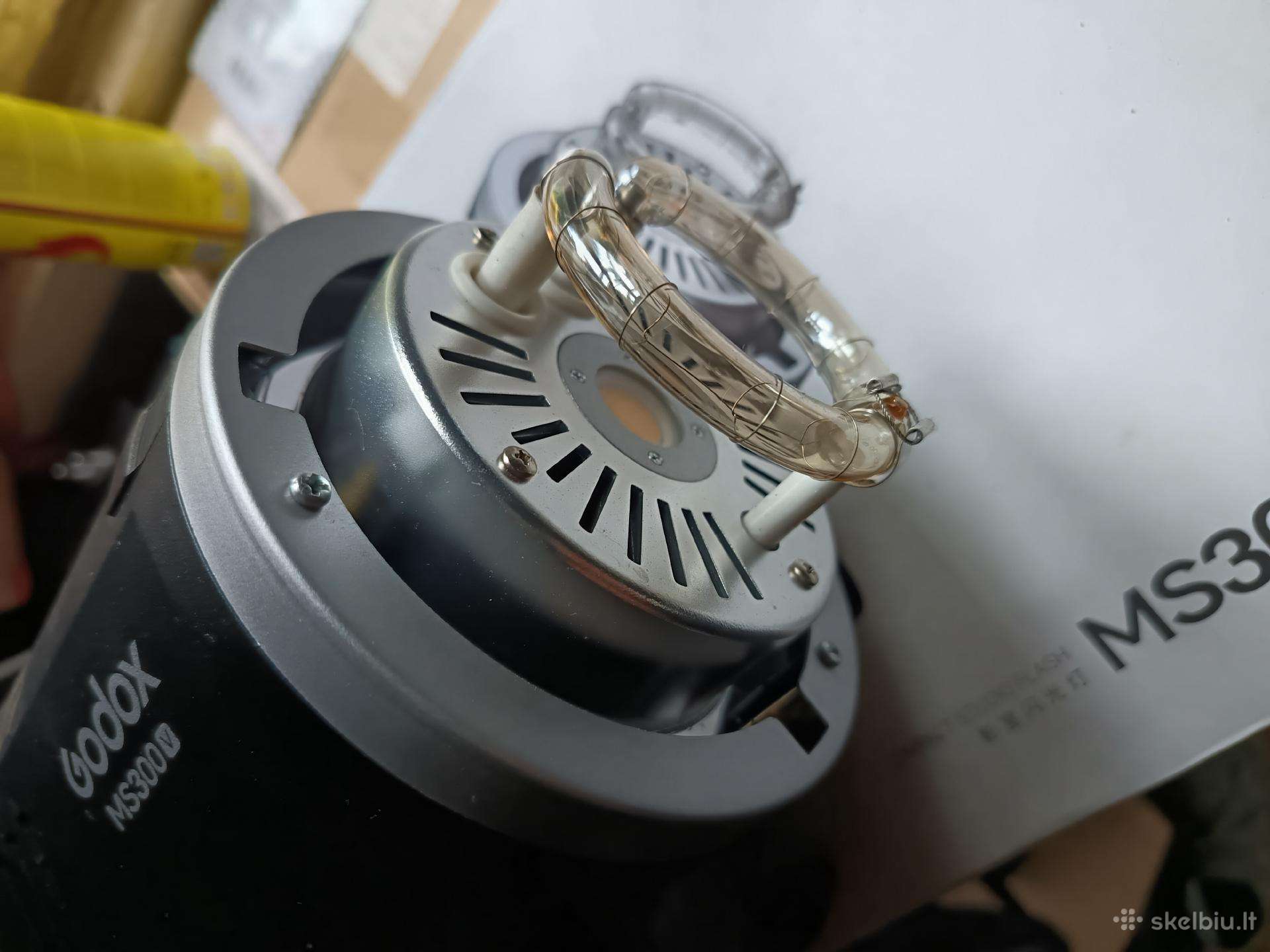 Studijinė blykstė Godox Ms300v
