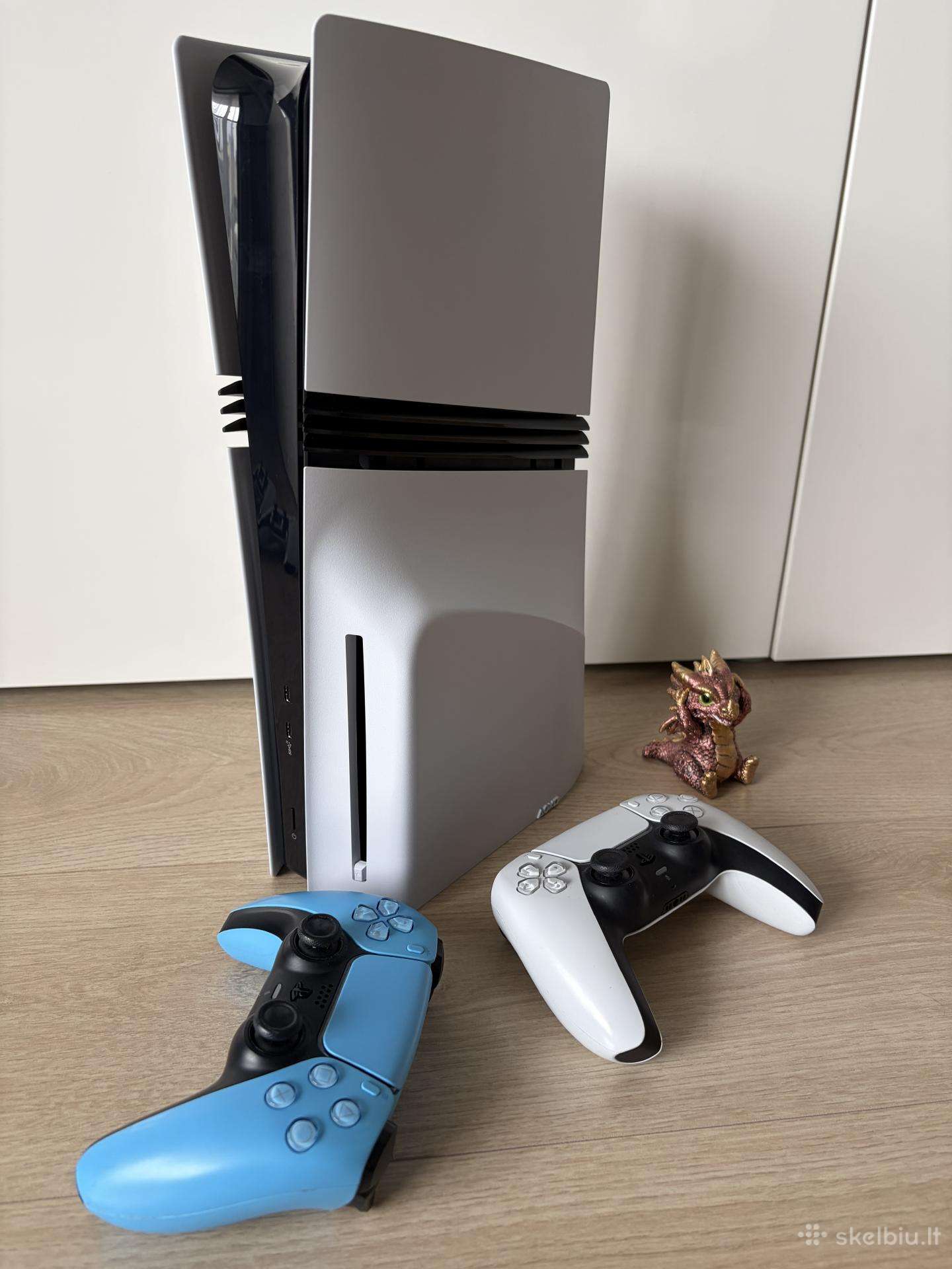 Playstation 5 Pro with Disc Drive, 2 dualsense