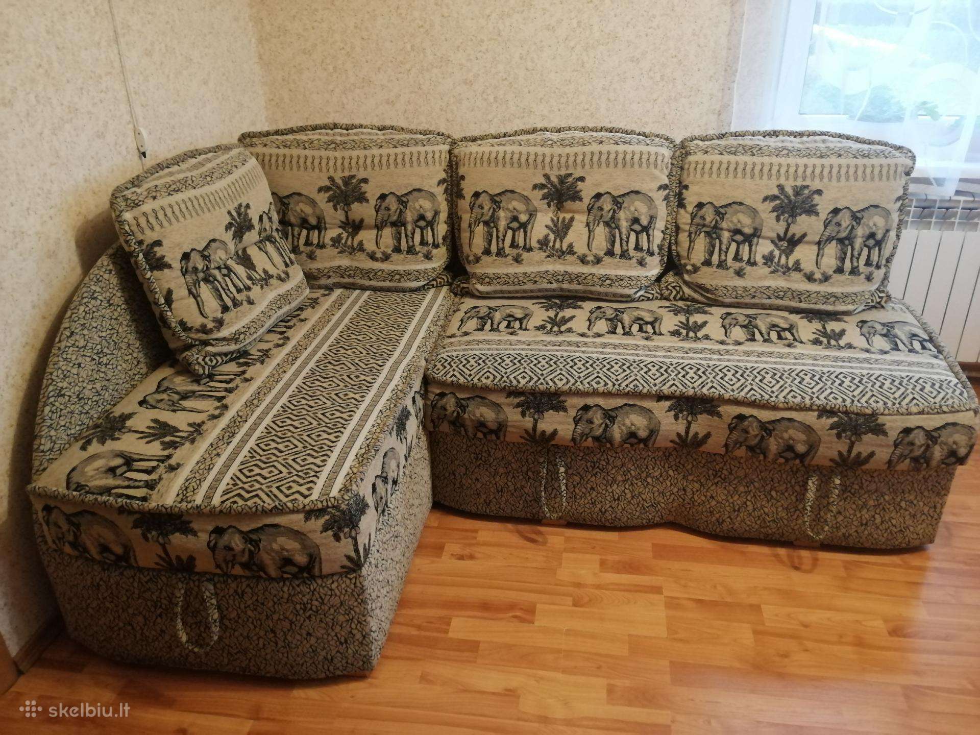Parduodu minkštą kampą