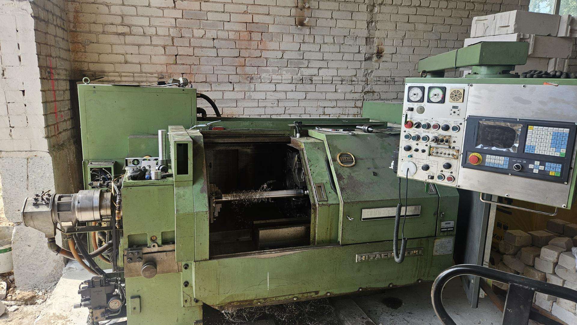 CNC tekinimo stakles
