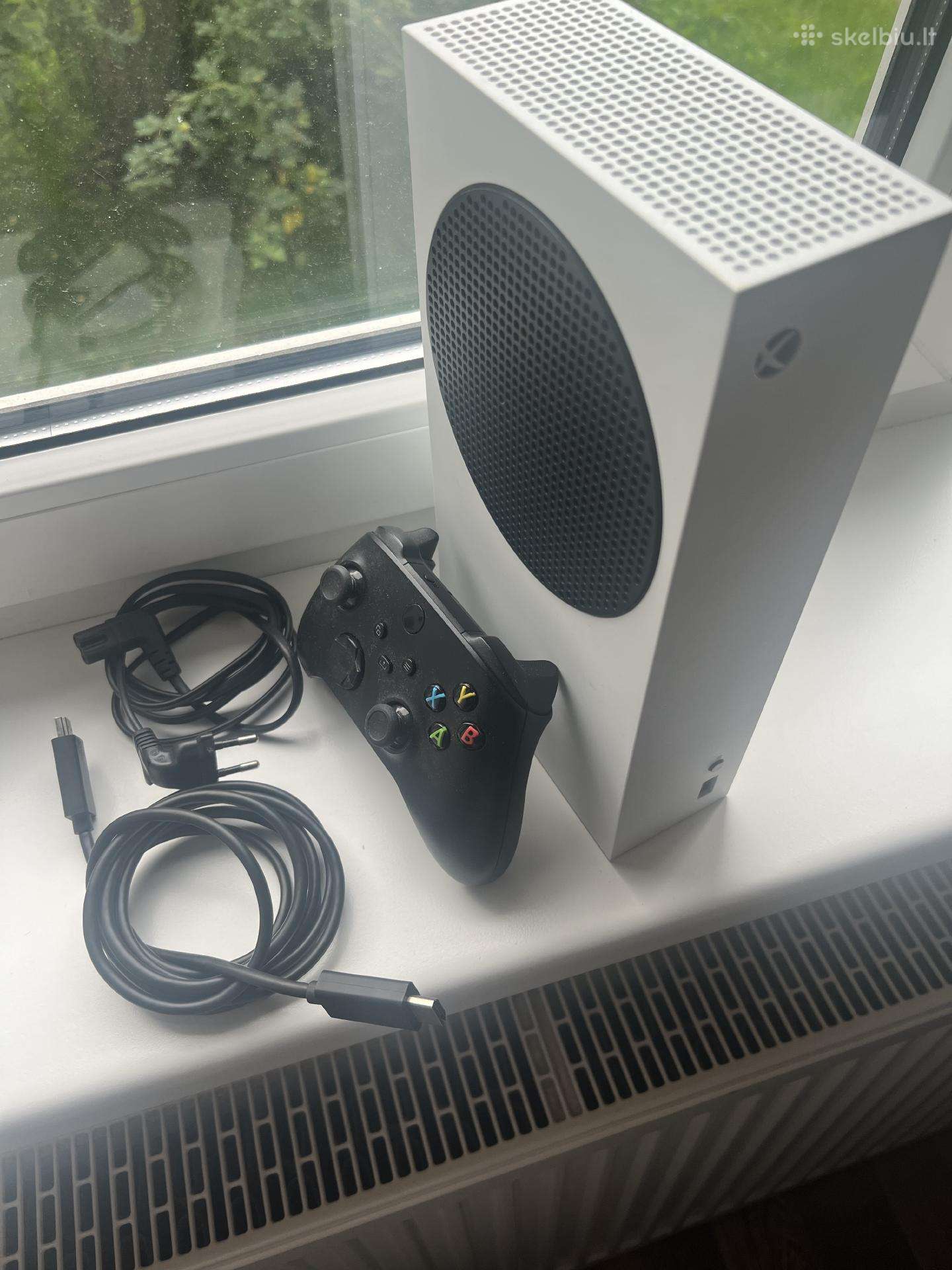 Xbox series s, 512gb +black controller200€