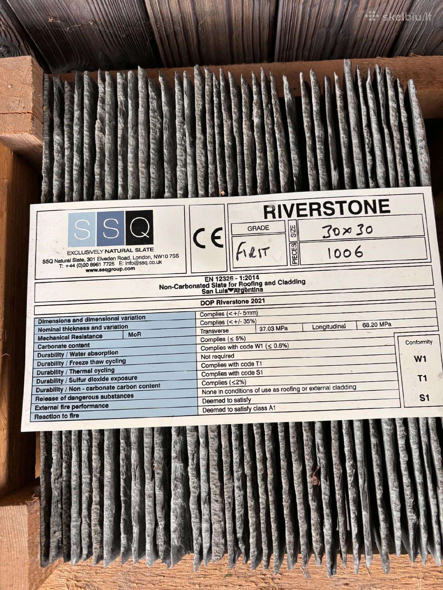 Skalunas River Stone 30x30