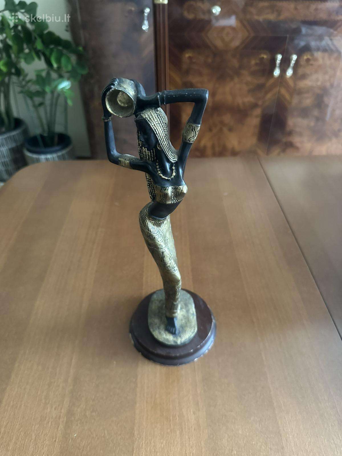 Parduodama elegantiška stiliaus dekor