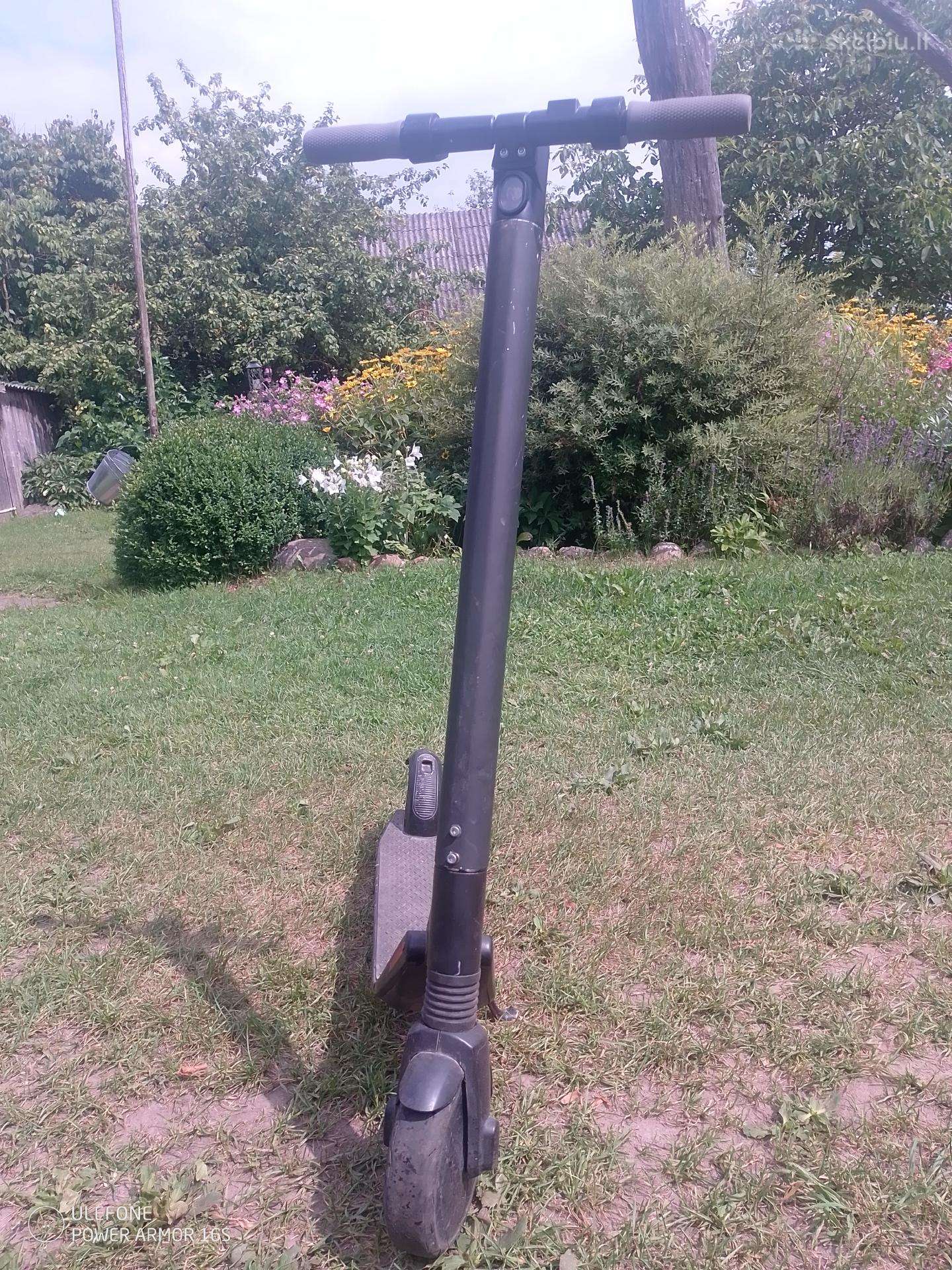 Elektrinis paspirtukas nineboot Es 1