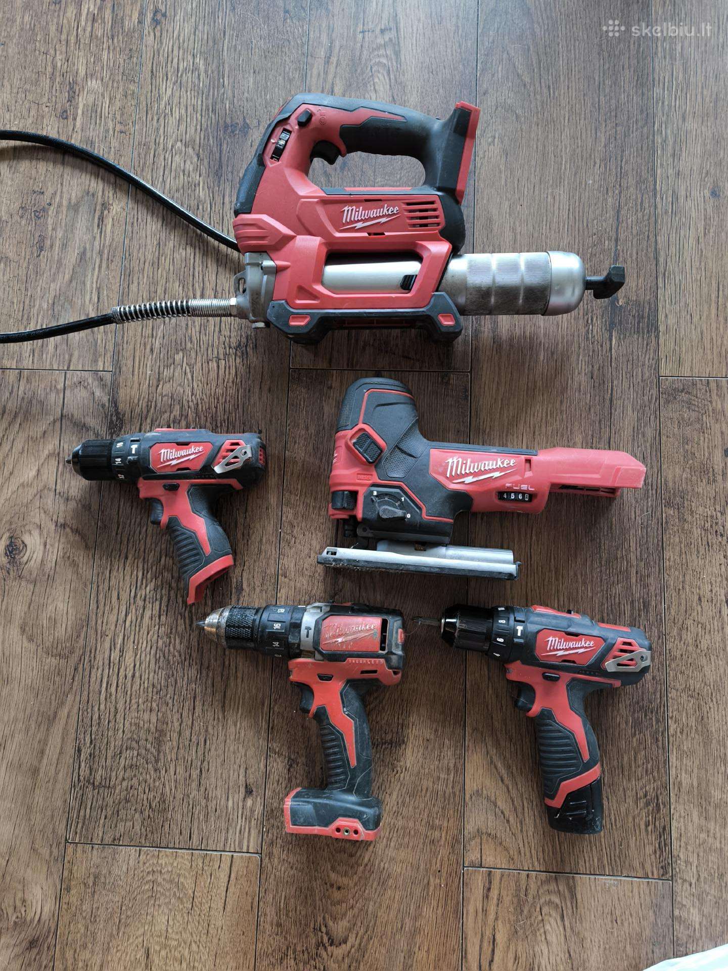 Keletas Milwaukee suktuku