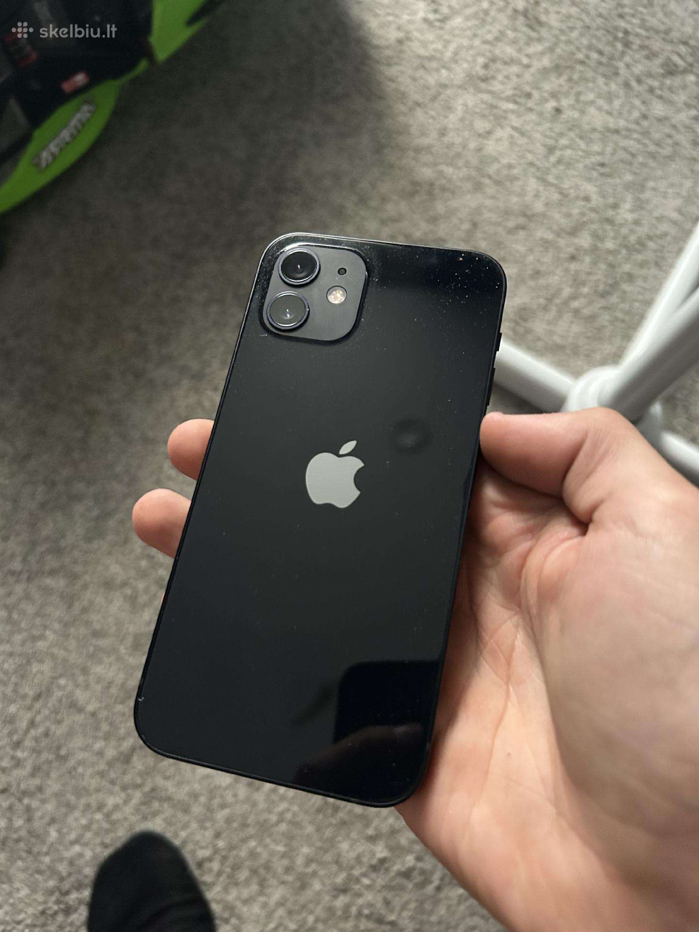 iPhone 12